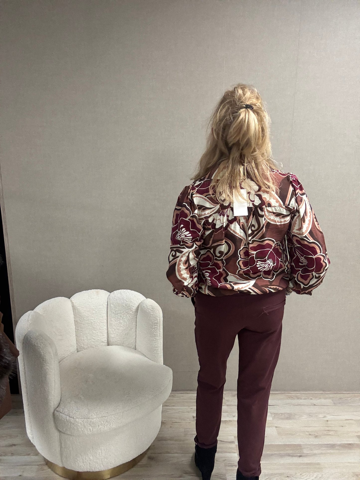 Top Vera Jo Bloemen bordeaux en bruin