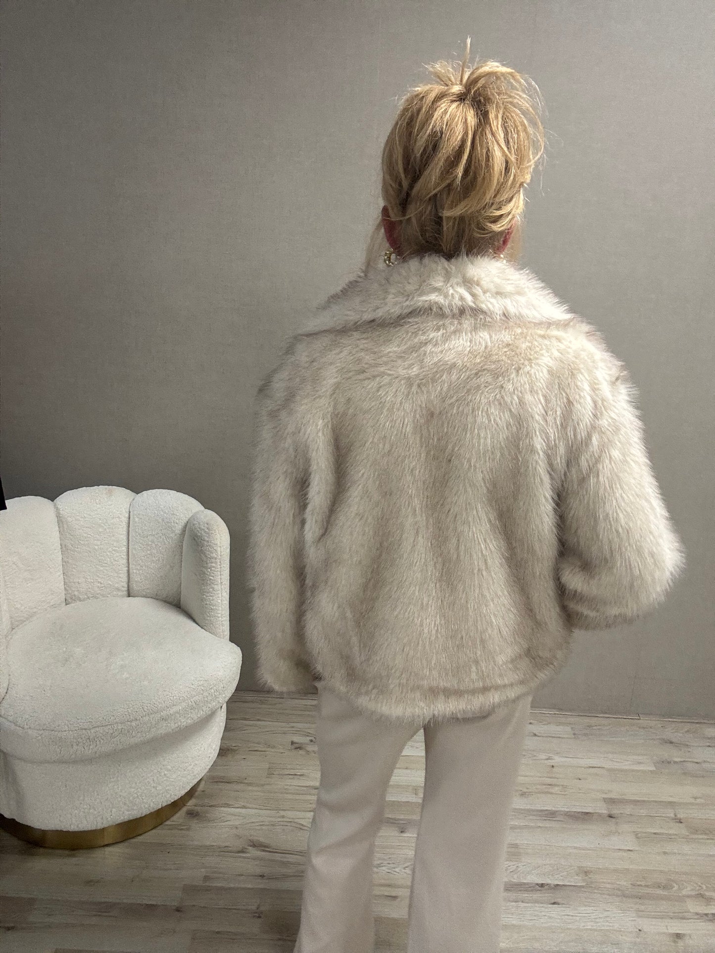 Jasje Fake Fure Beige