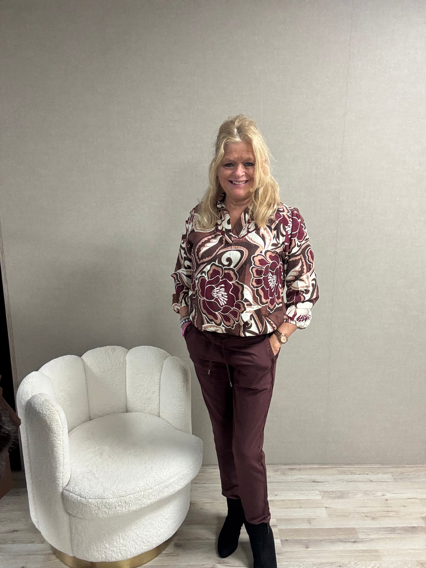 Top Vera Jo Bloemen bordeaux en bruin