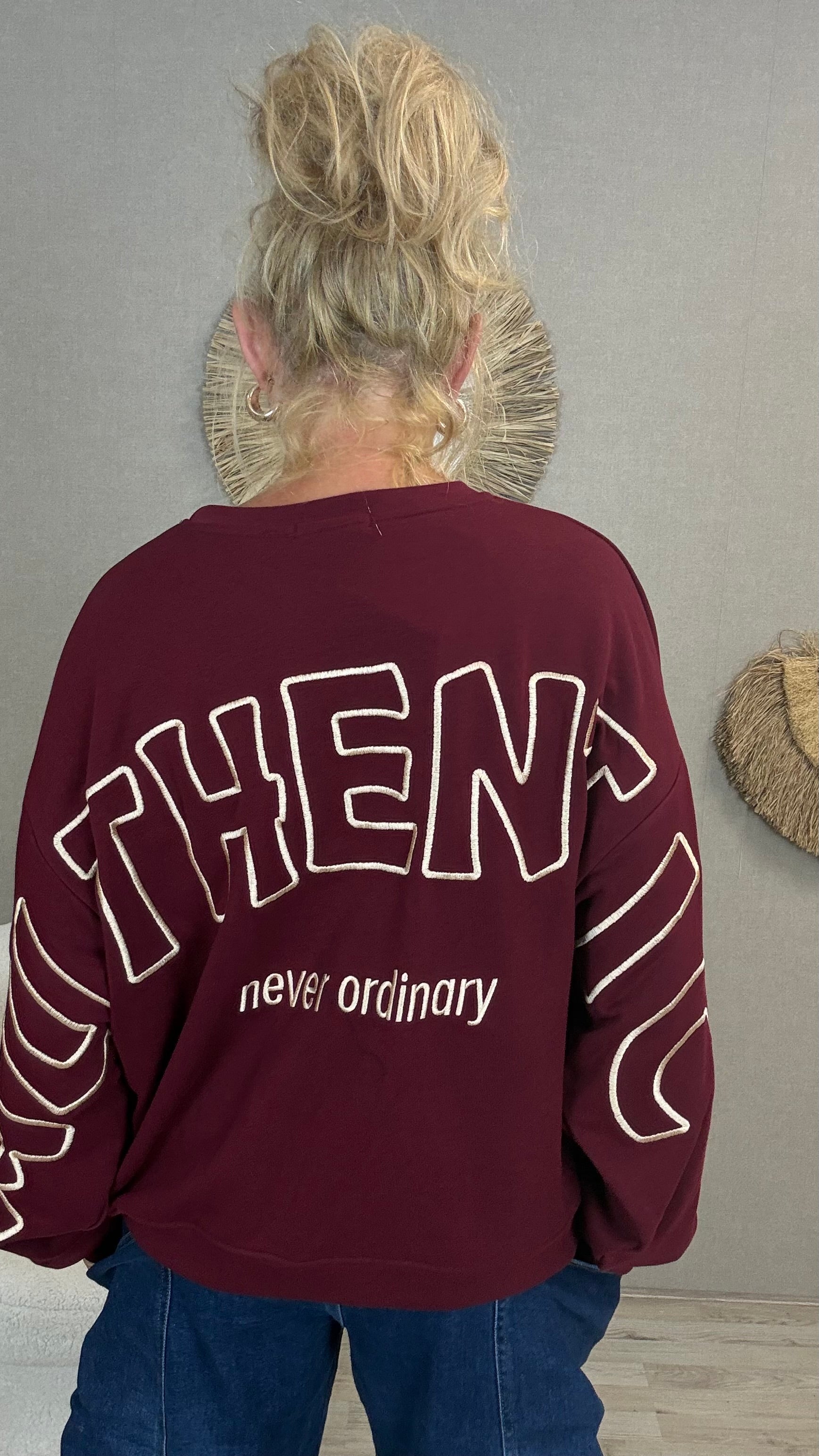 Mooij Sweater Never Ordinary Bordeaux