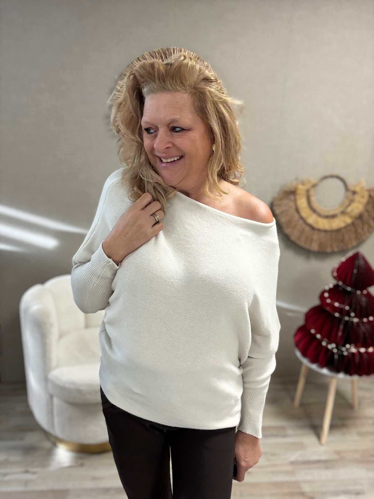 Gemma Ricceri Trui – Vleermuismouwen