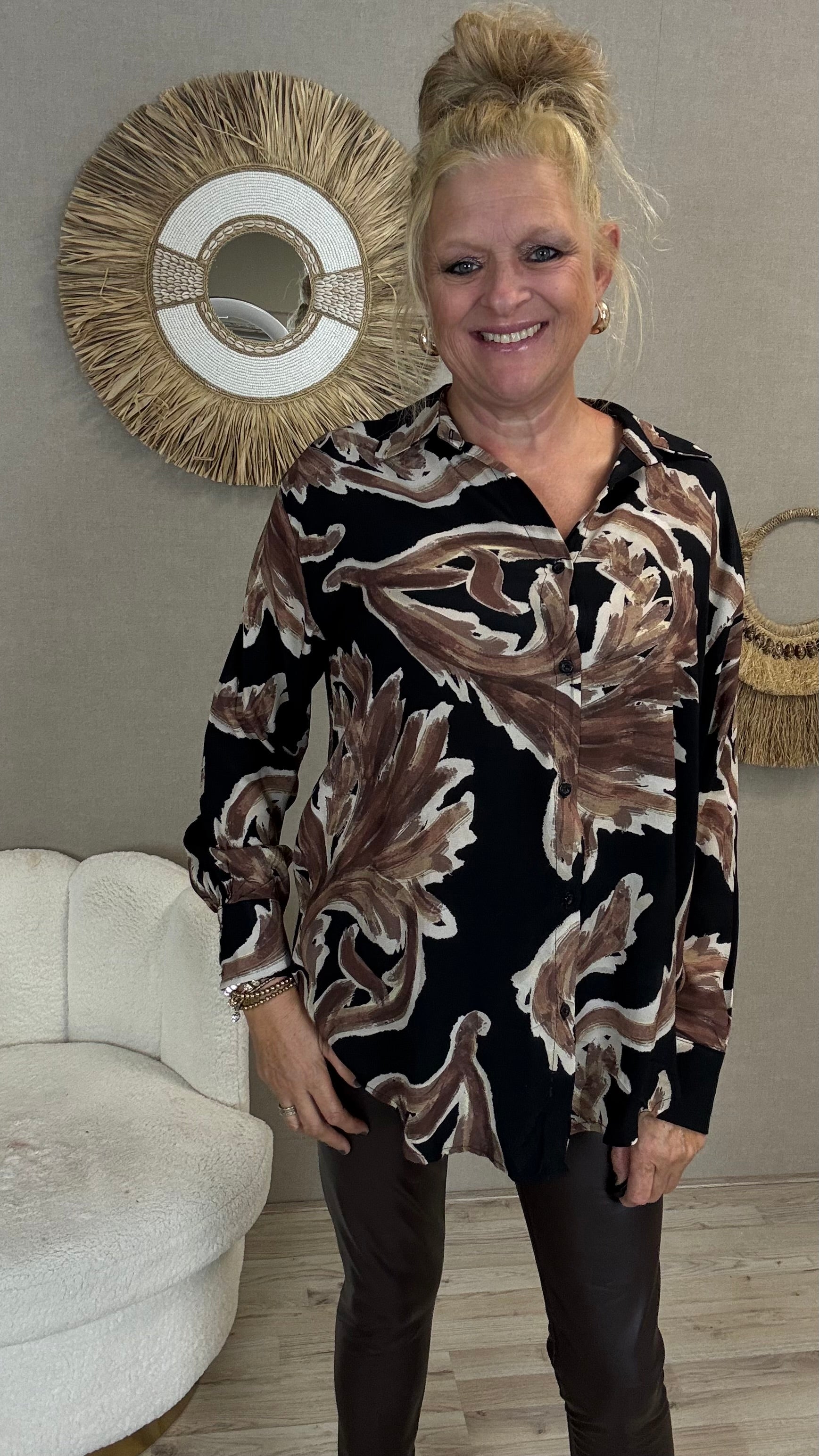 Blouse Nance – Abstracte Print Zwart/Bruin