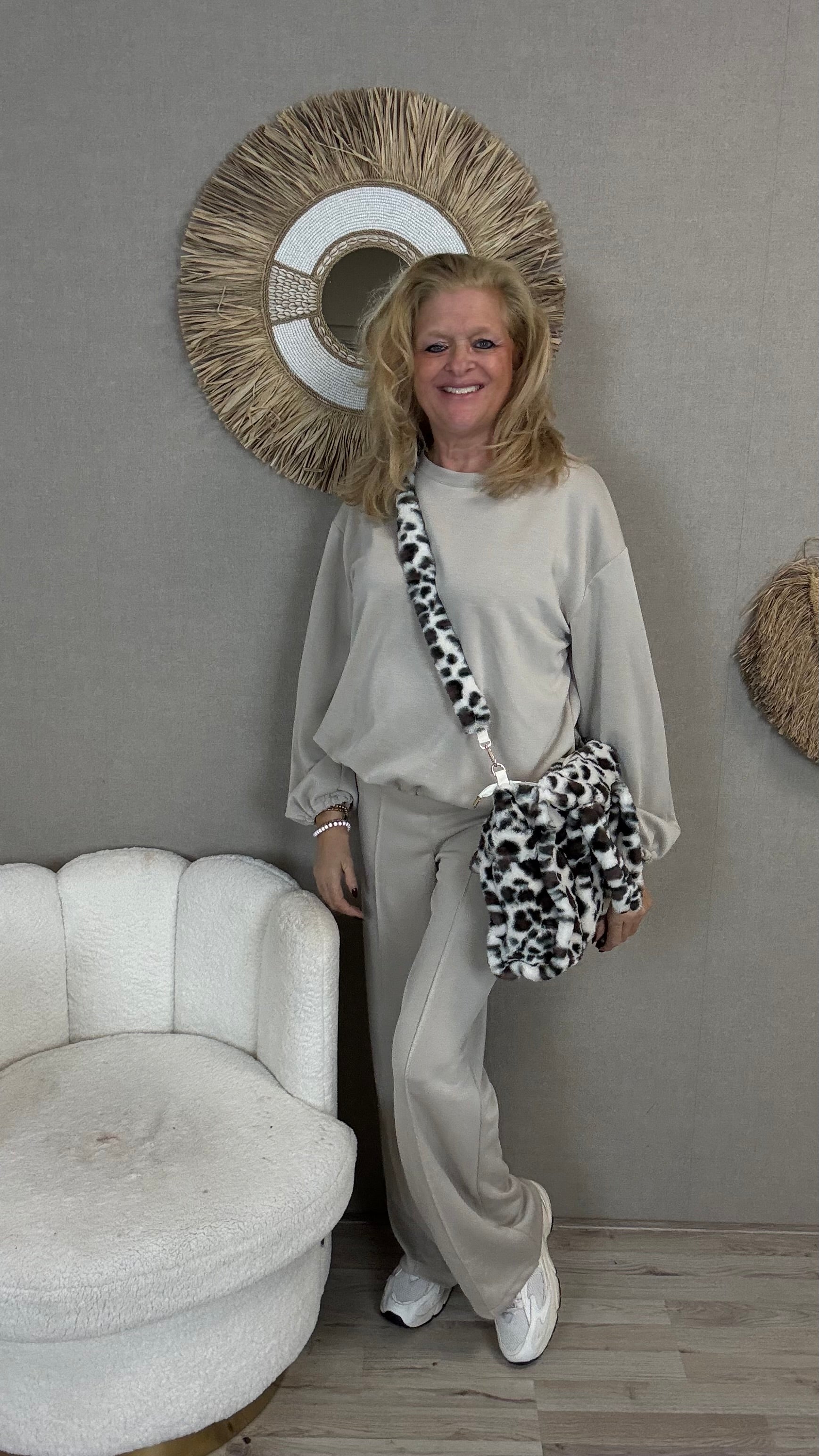 Superstretch Comfy Set Mooij- Beige