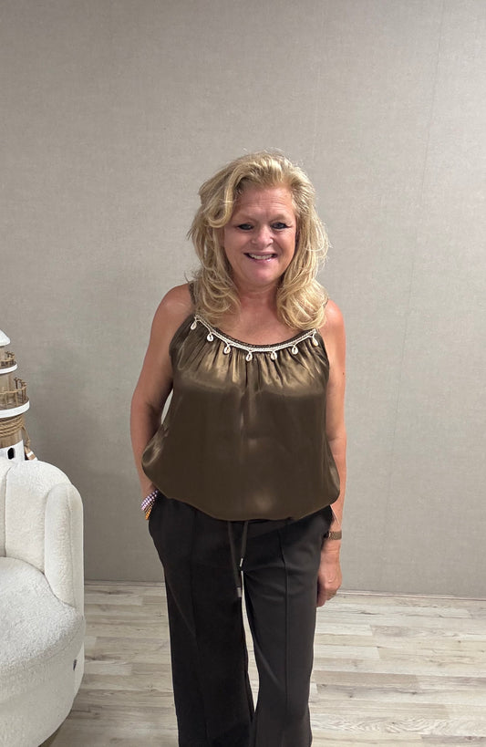 Silky top met schelpjes Vera-Jo Donkerbruin