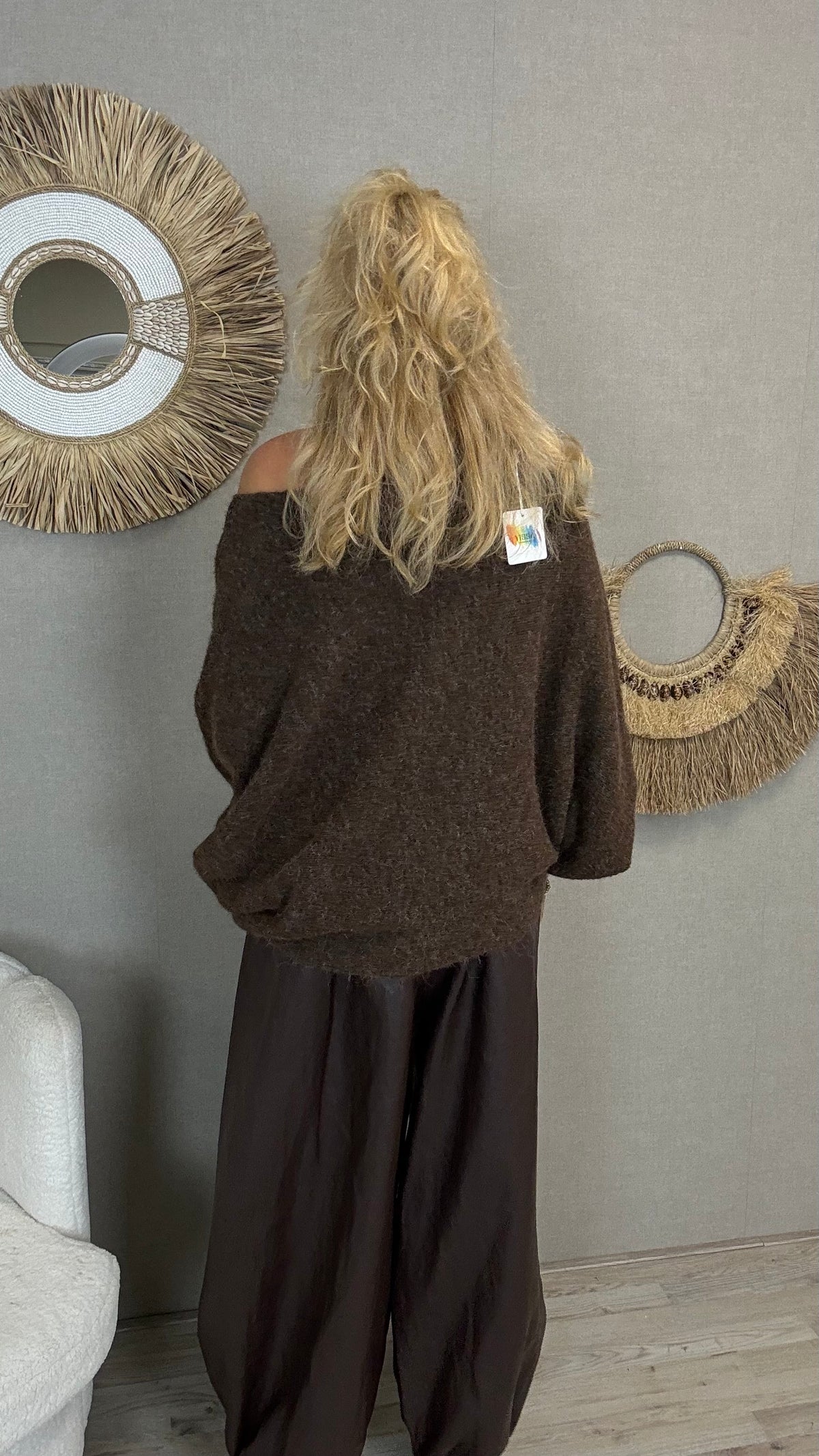 Oversized trui Jessy met ballonmouwen Bruin