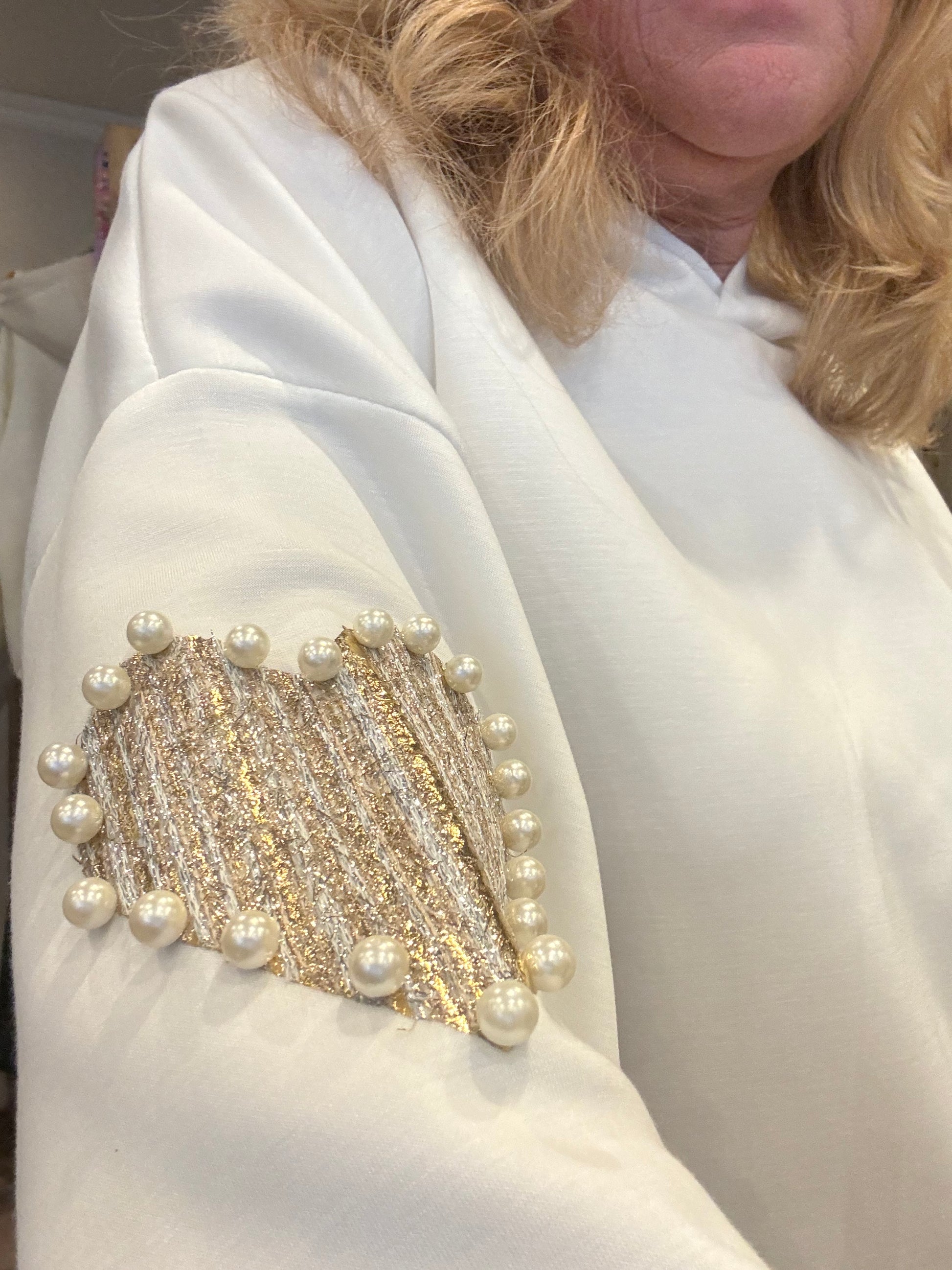 Hoody met parel hart om de mouw - Nancfashion