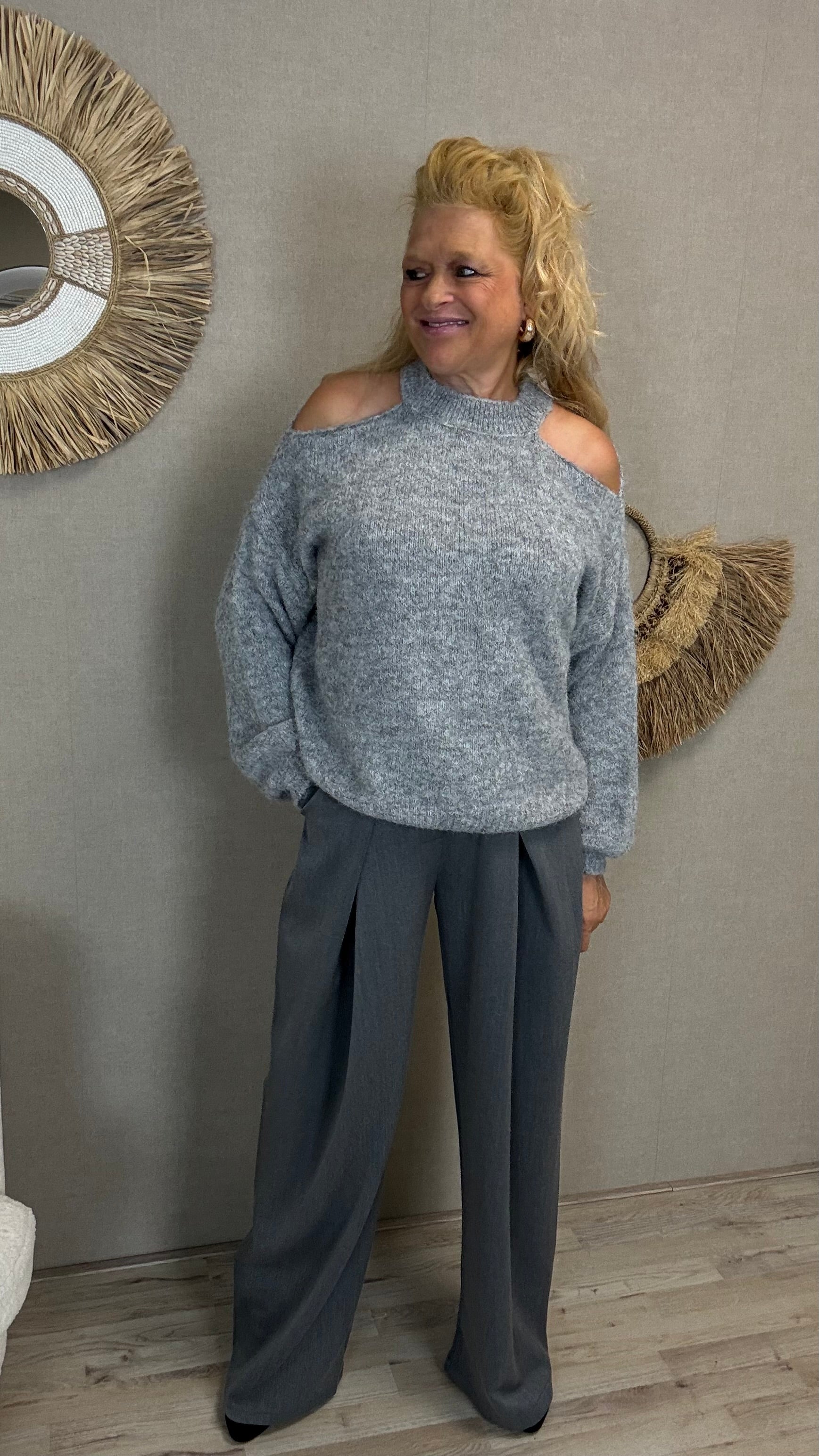 Open-shoulder trui Nikkie Grijs