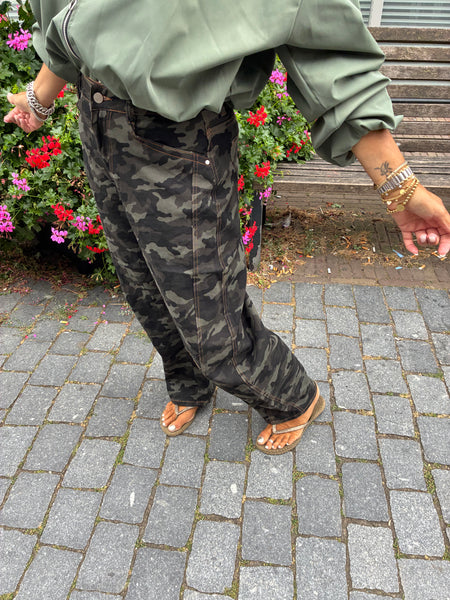 Gemma Ricceri Ballonbroek Camo