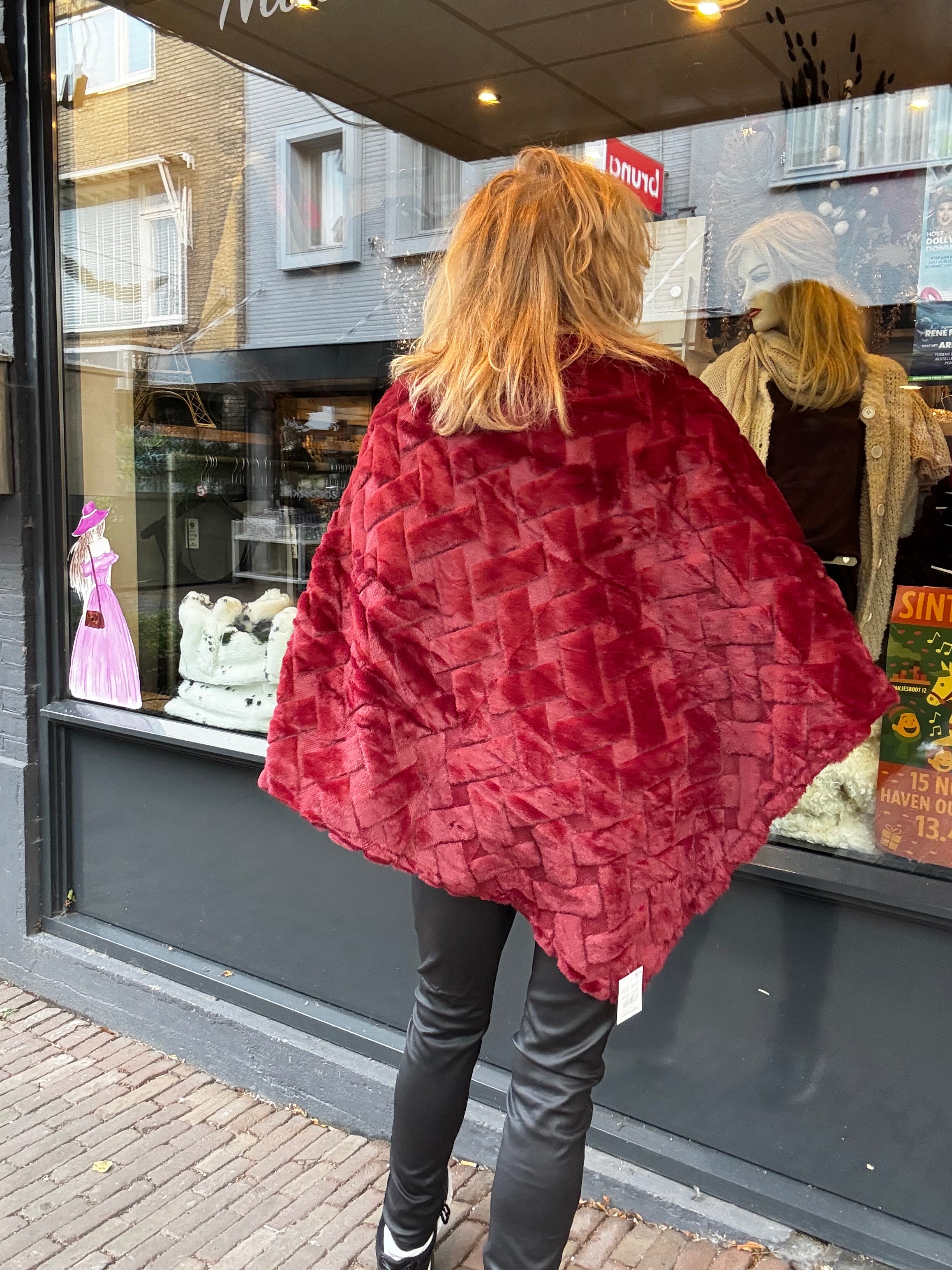 Poncho Maaike Bordeaux