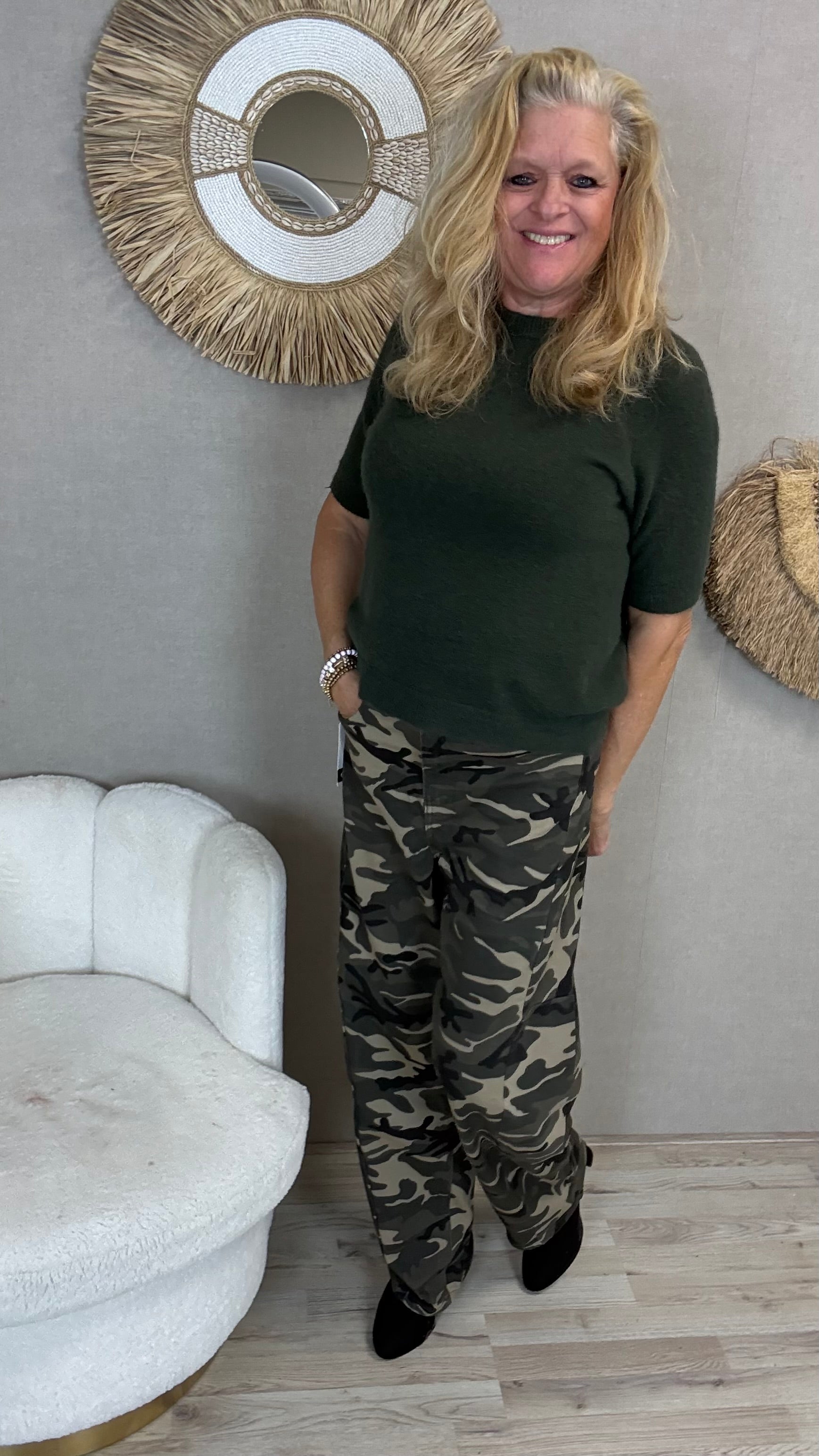 CAMOUFLAGE PRINT BALLOON JEANS VAN TOXIK L21631