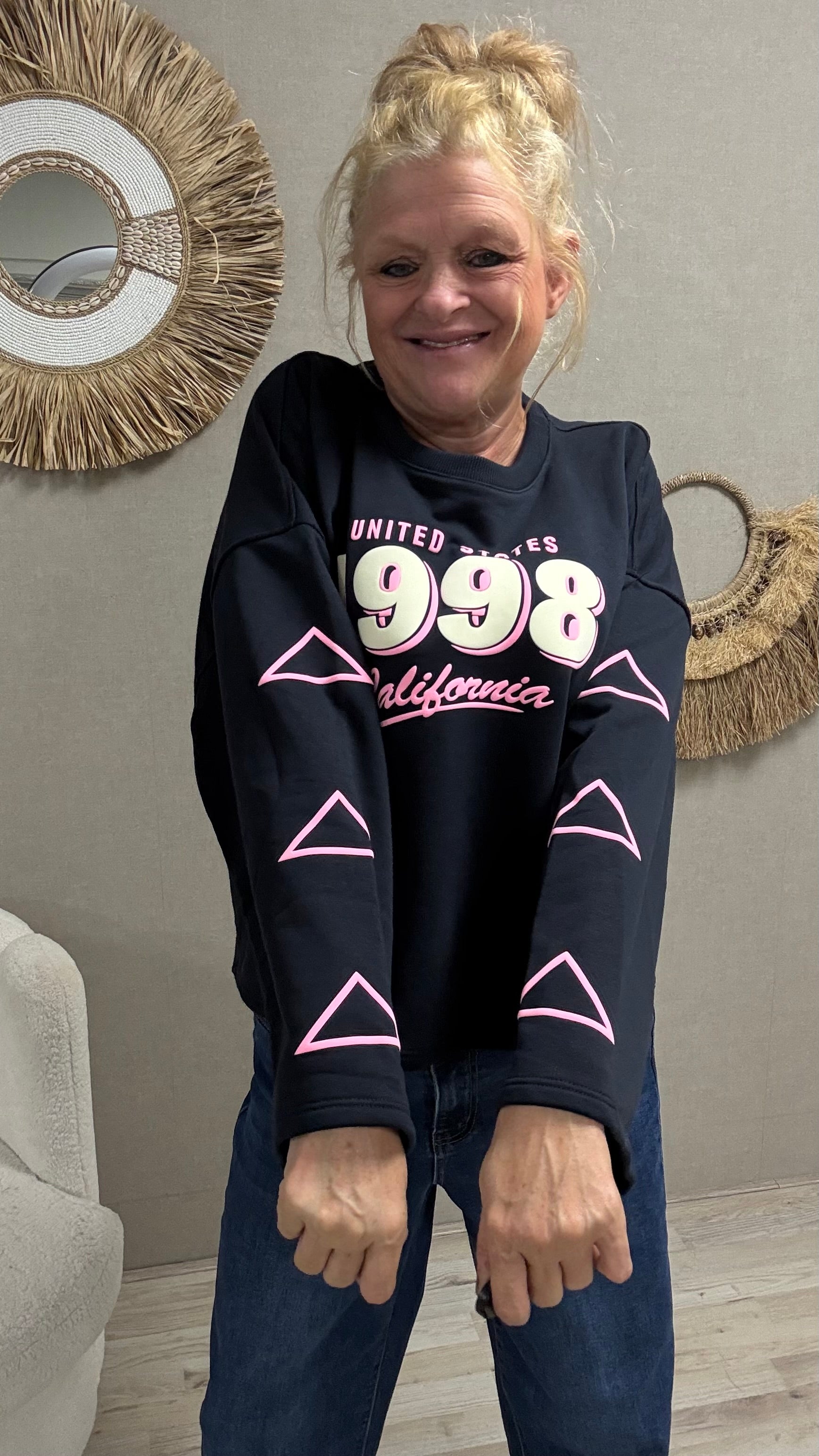 California 1998 sweatshirt navy pink