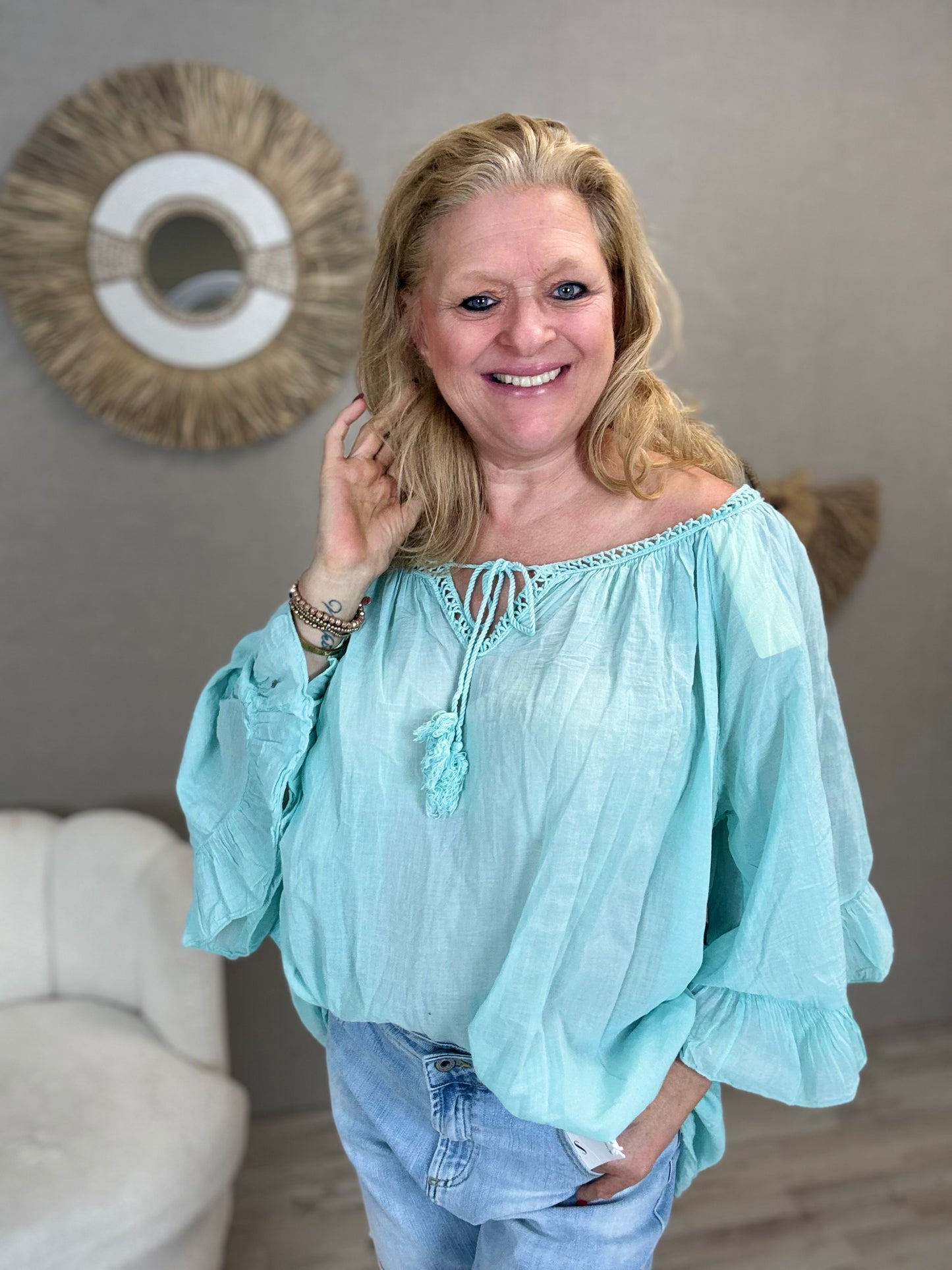 Blouse Kitty met Ruffle mouwtjes