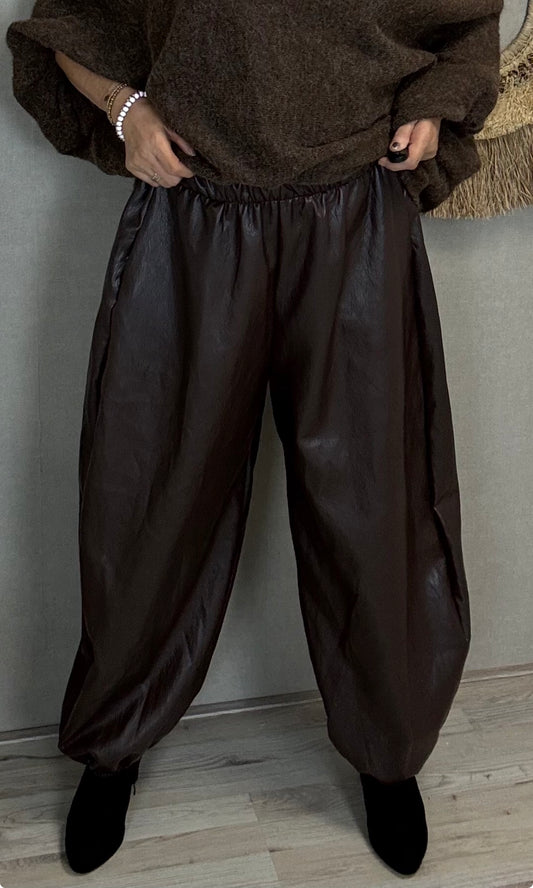 Leatherlook ballonbroek Malia Bruin - Nancfashion