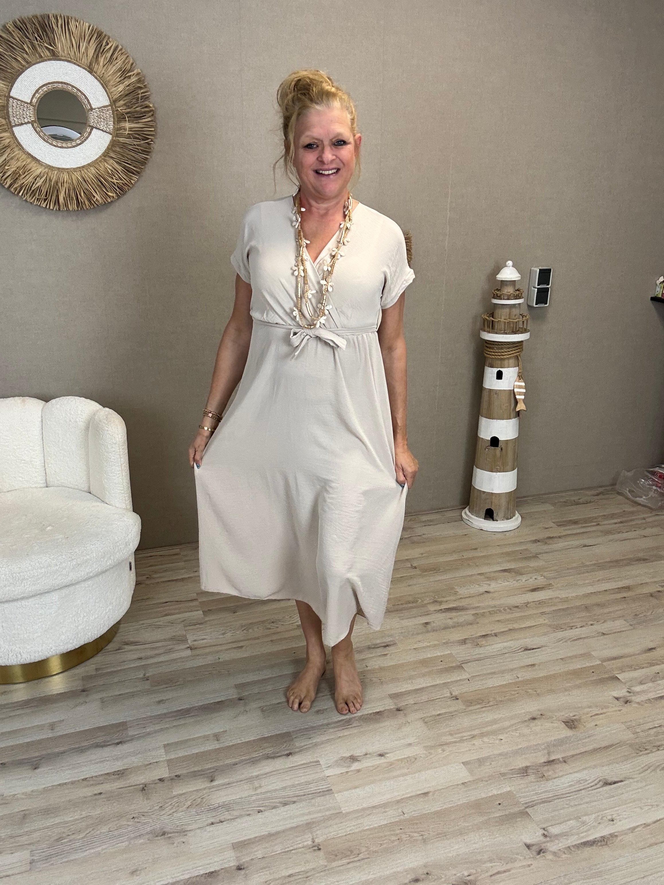 Summer Dress met ceintuur Beige