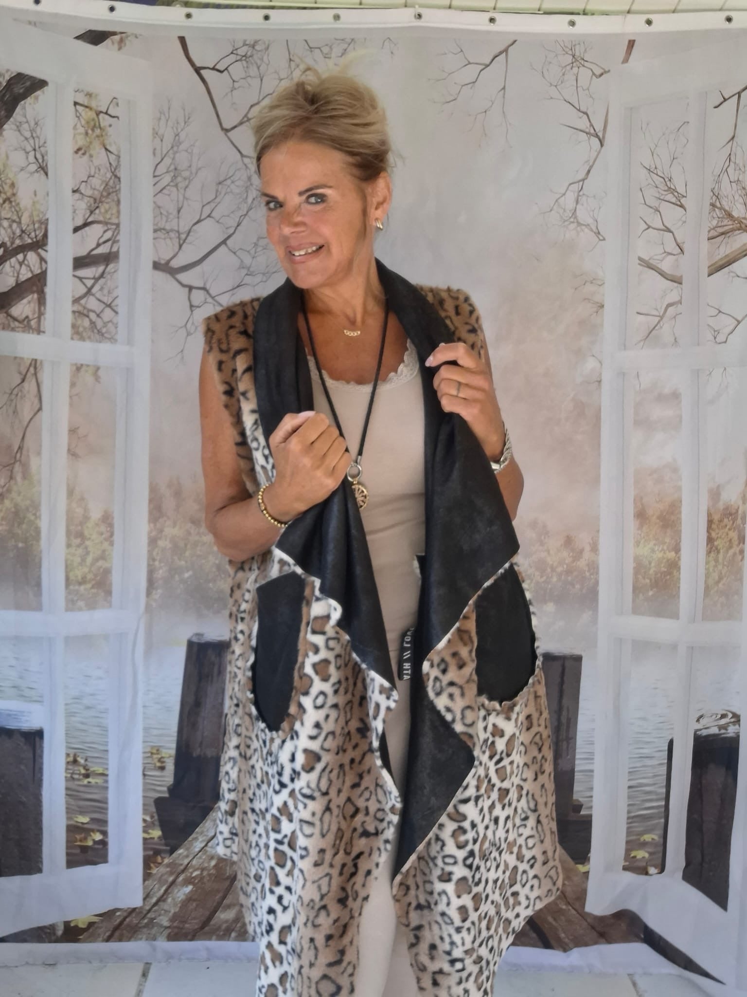 Gillet Sem Zwart/ Leopard Twee kanten draagbaar