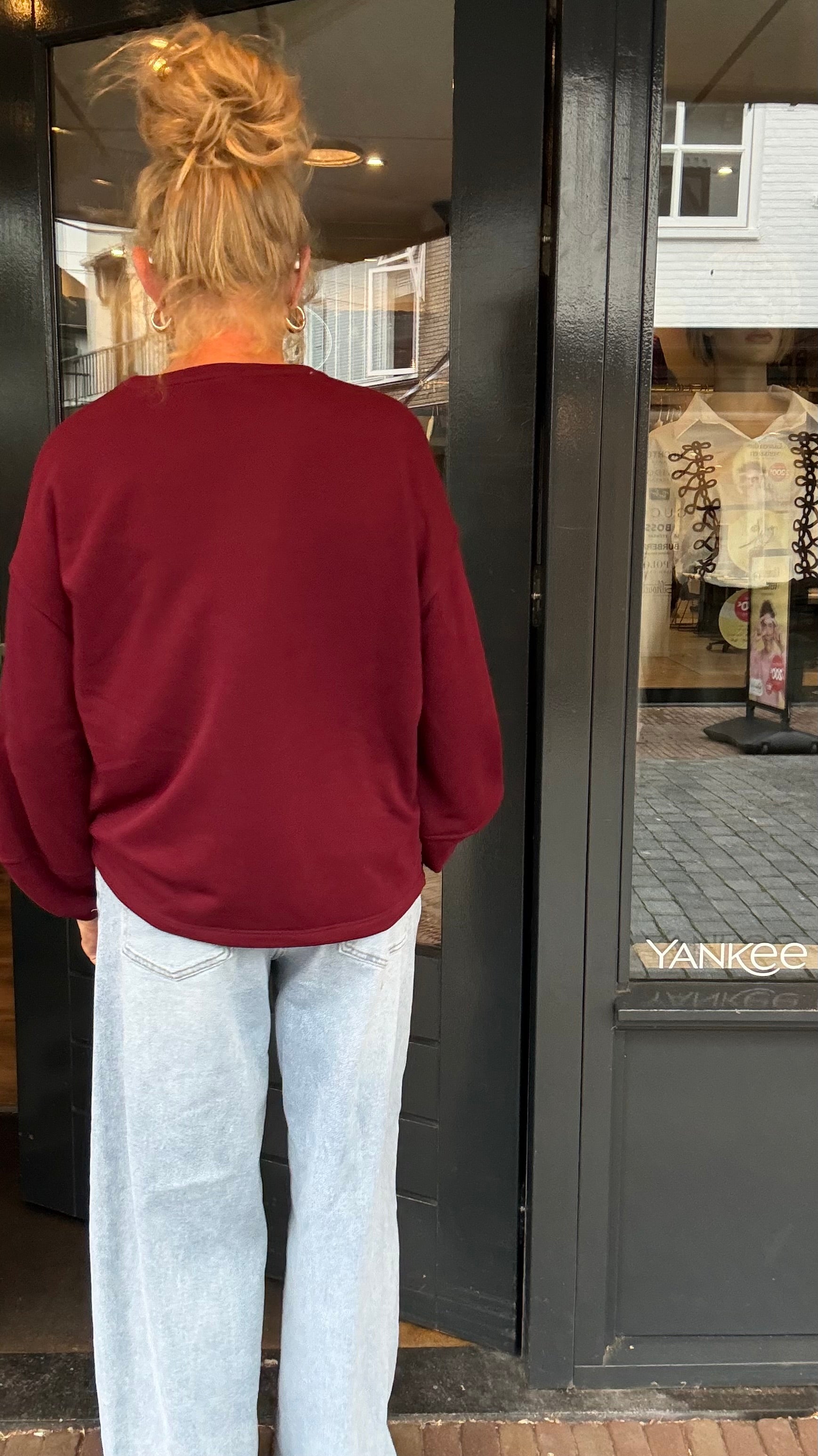 Sweater Paris-Mooij Bordeaux