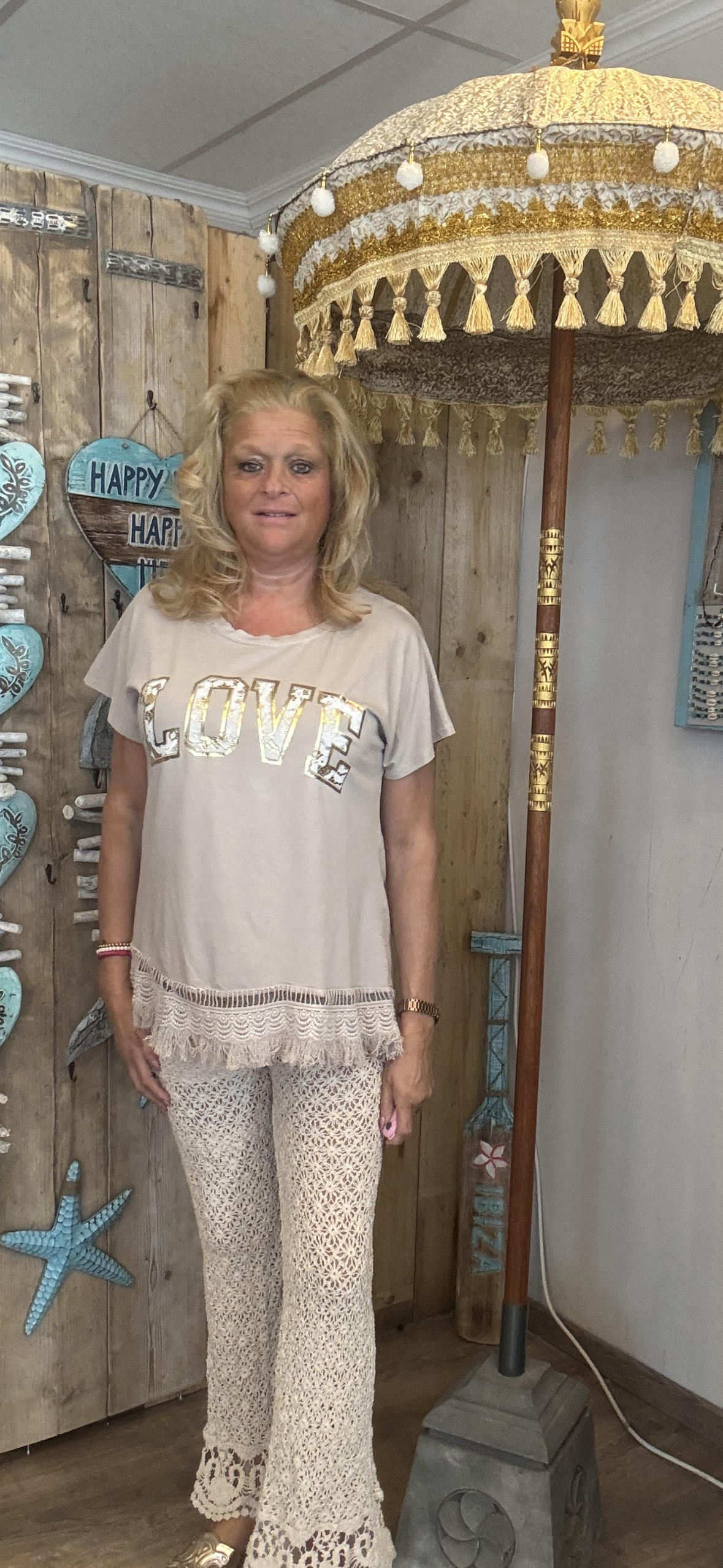 Shirt Love Taupe Gouden Letters