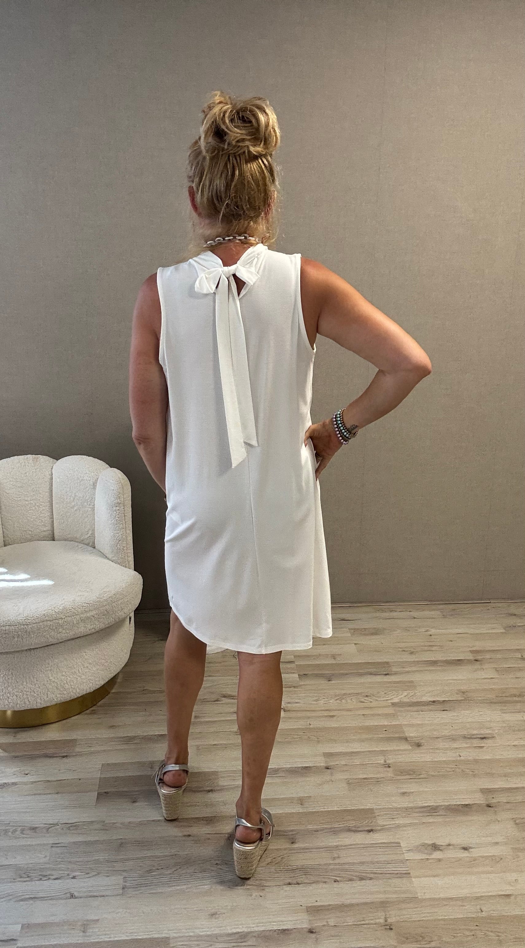 Halter Jurk Mooij Offwhite