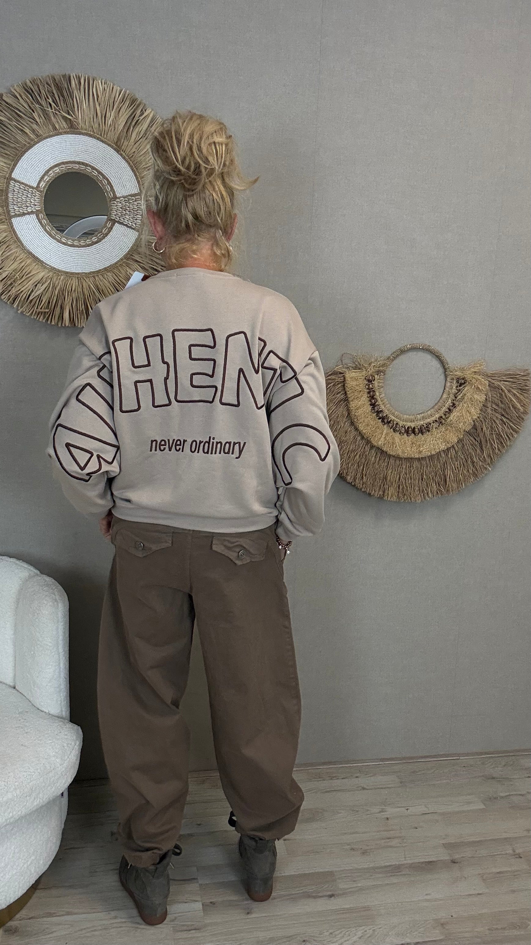 Mooij Sweater Never Ordinary