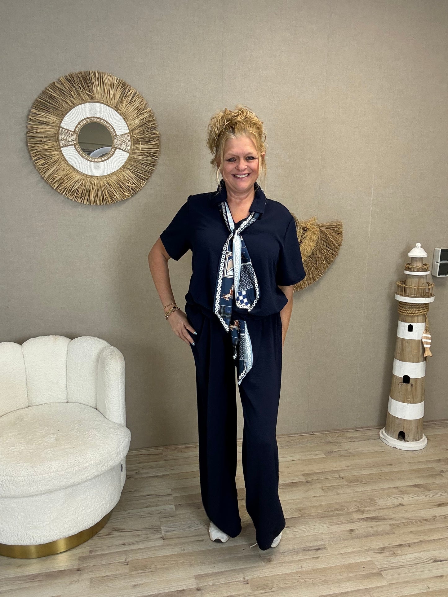 Tweedelig pak met sjaaltje Donkerblauw