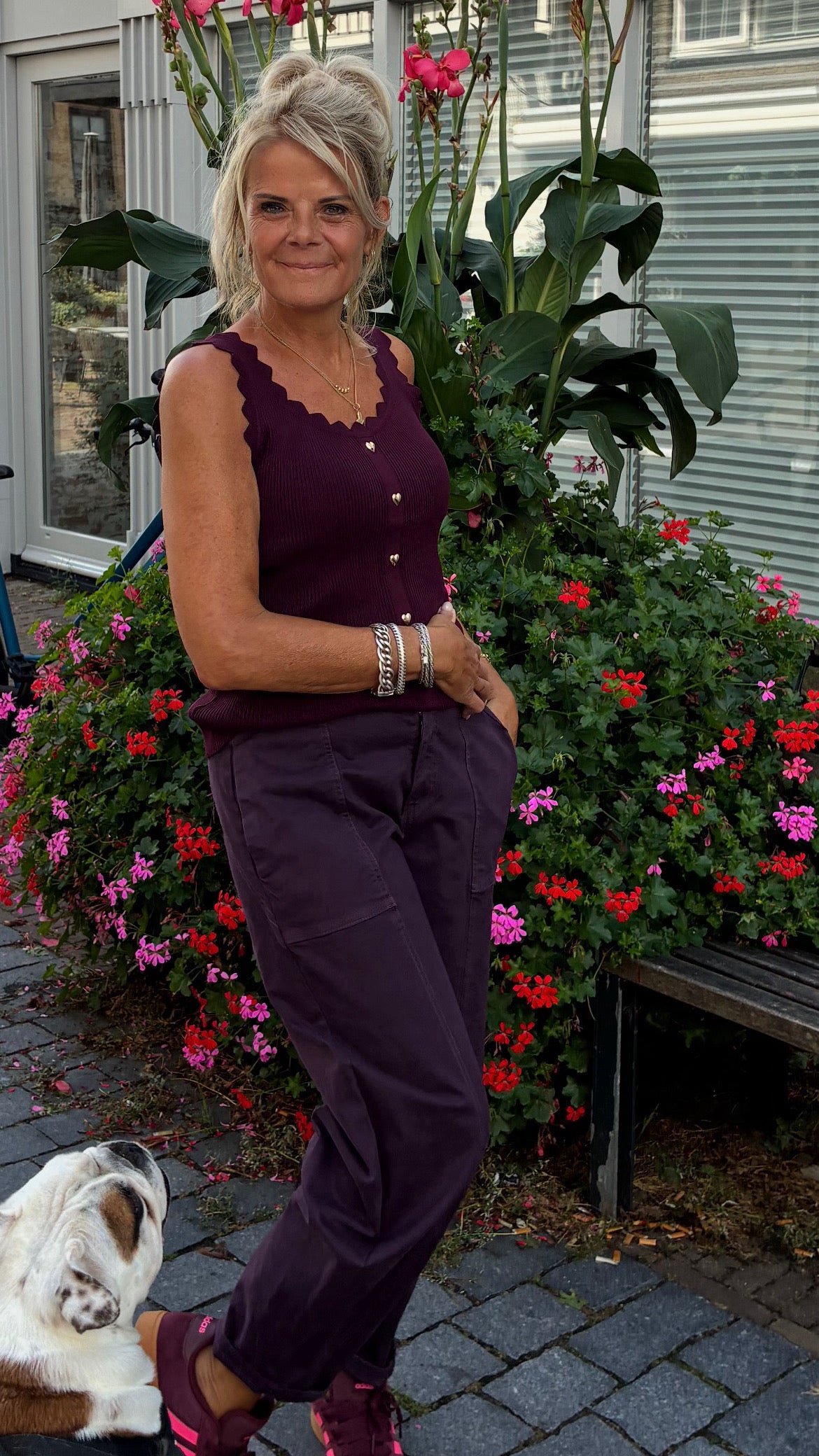 By Clara rib top met hartjes knoopjes Bordeaux
