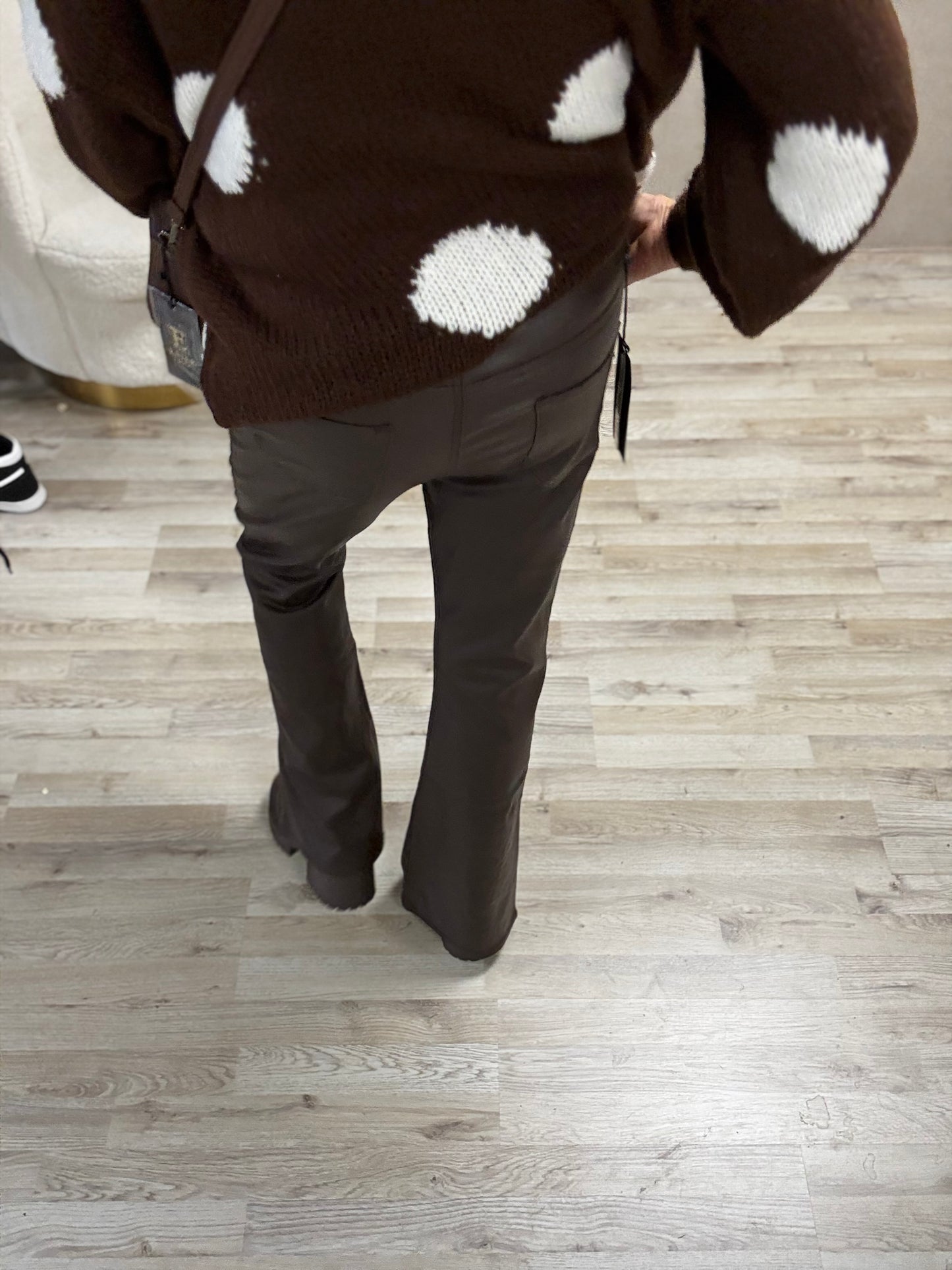 Stijlvolle PU Flare Broek Donkerbruin