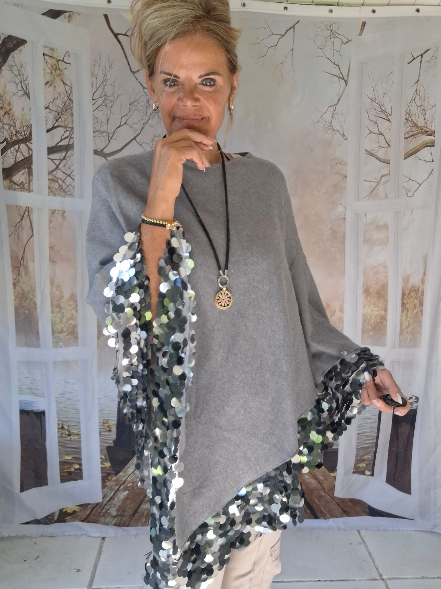 Poncho Nancy Grijs - Nancfashion