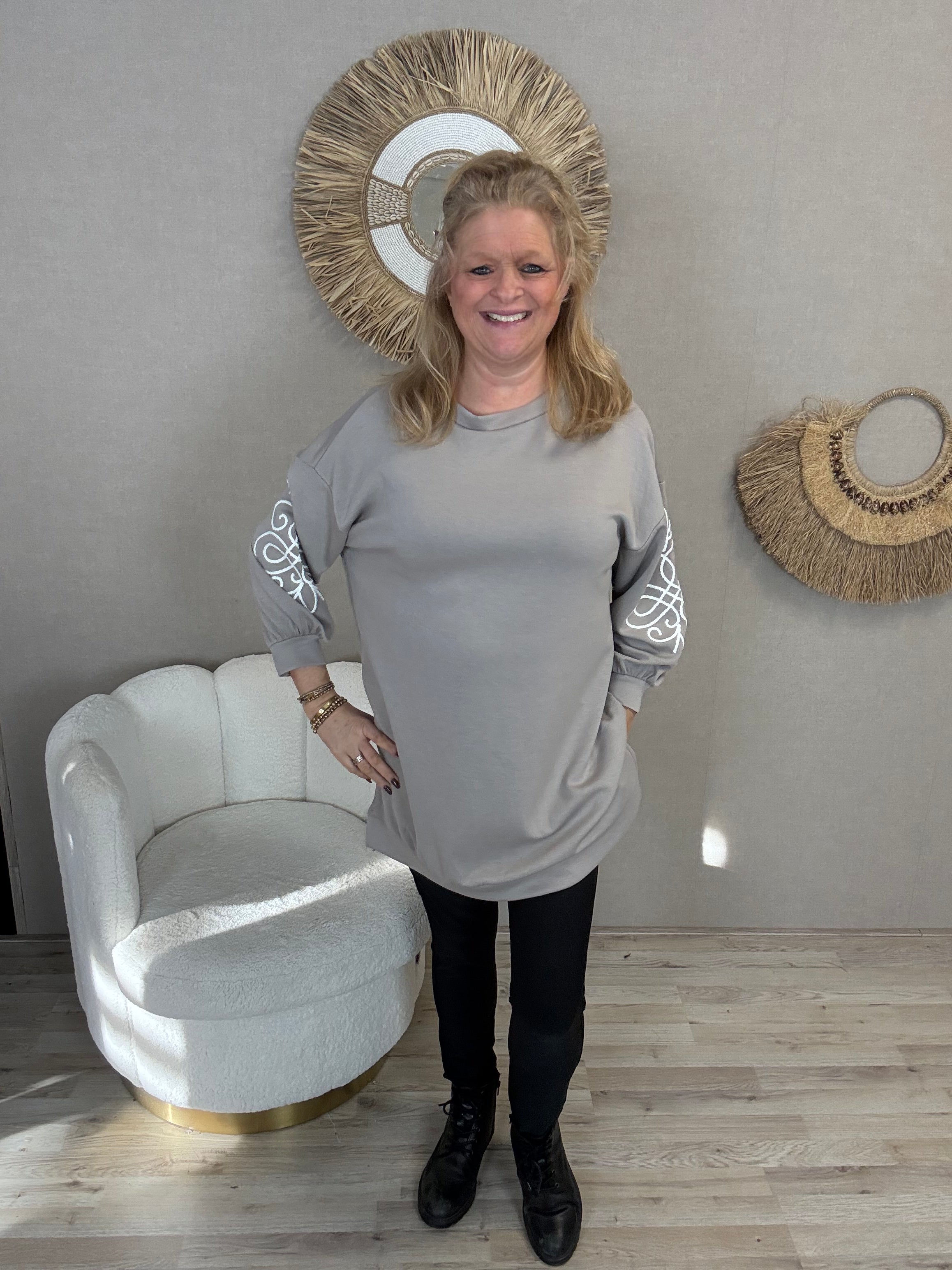 Sweater Maaike Taupe