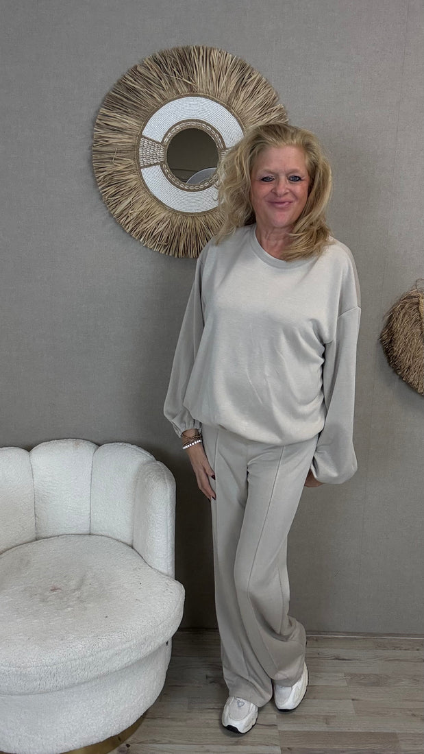 Superstretch Comfy Set Mooij- Beige