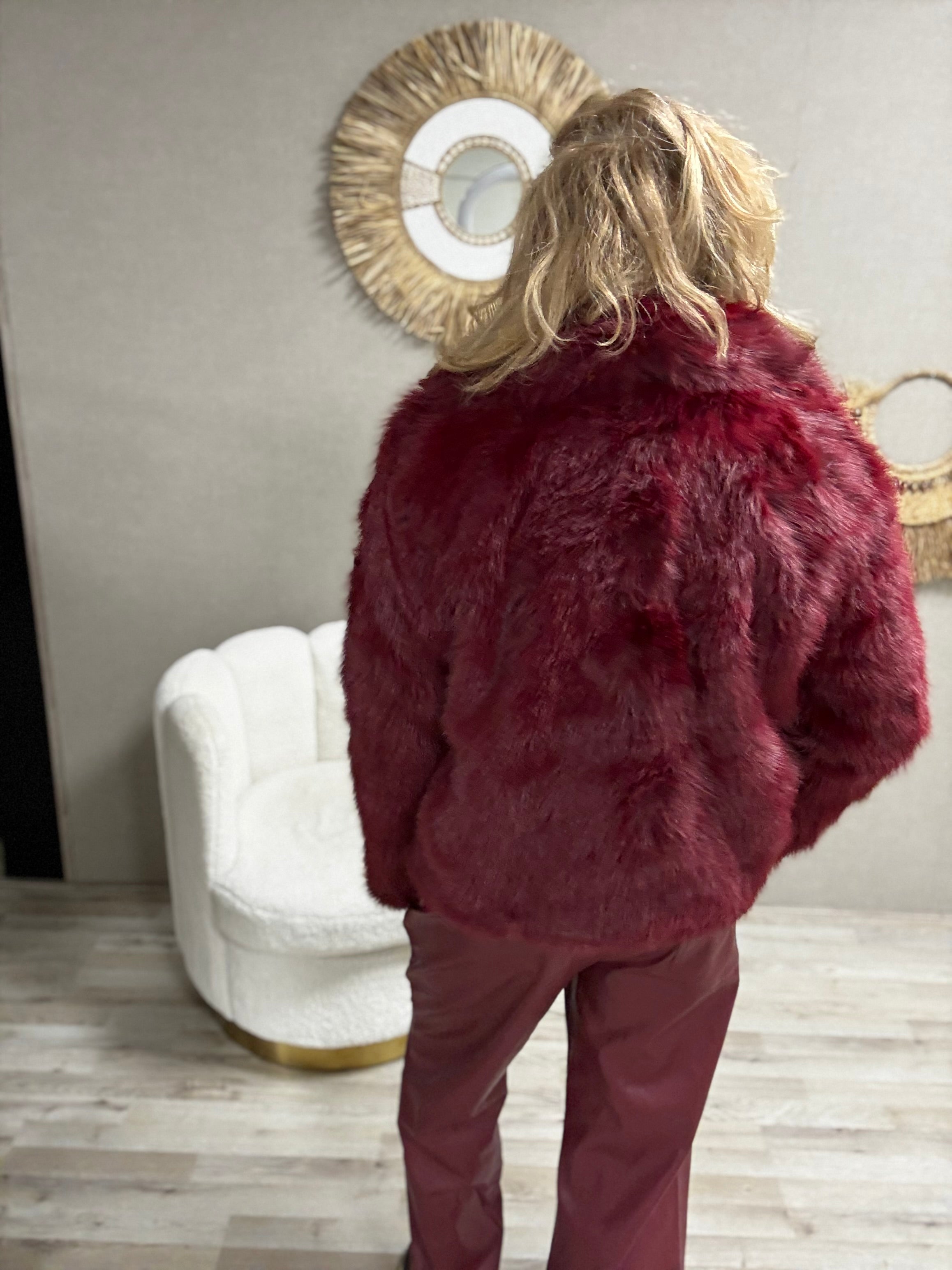 Kort Fake fur Jasje Bordeaux