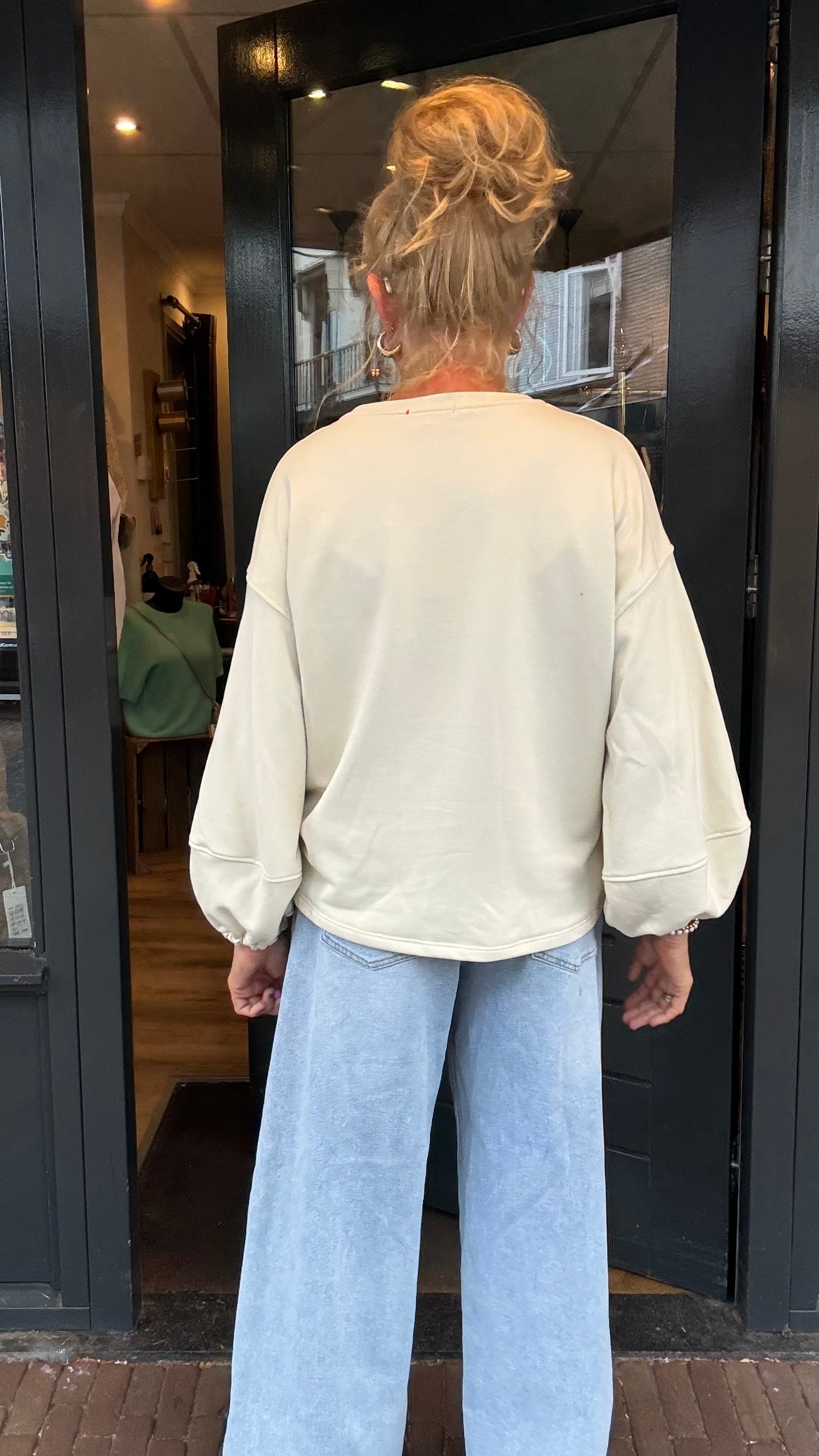 Sweater Paris-Mooij Beige