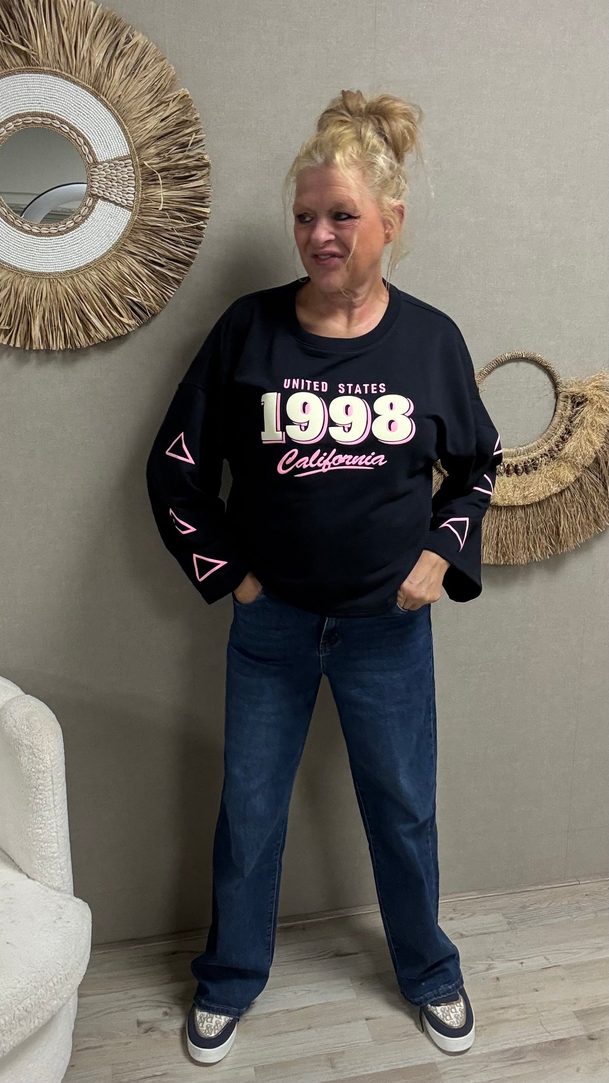 California 1998 sweatshirt navy pink