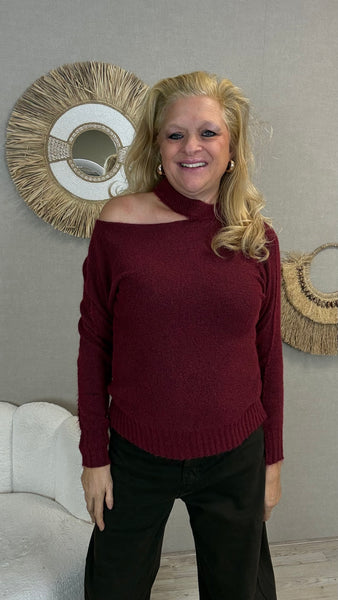 Truitje  Lisa met open schouder Bordeaux