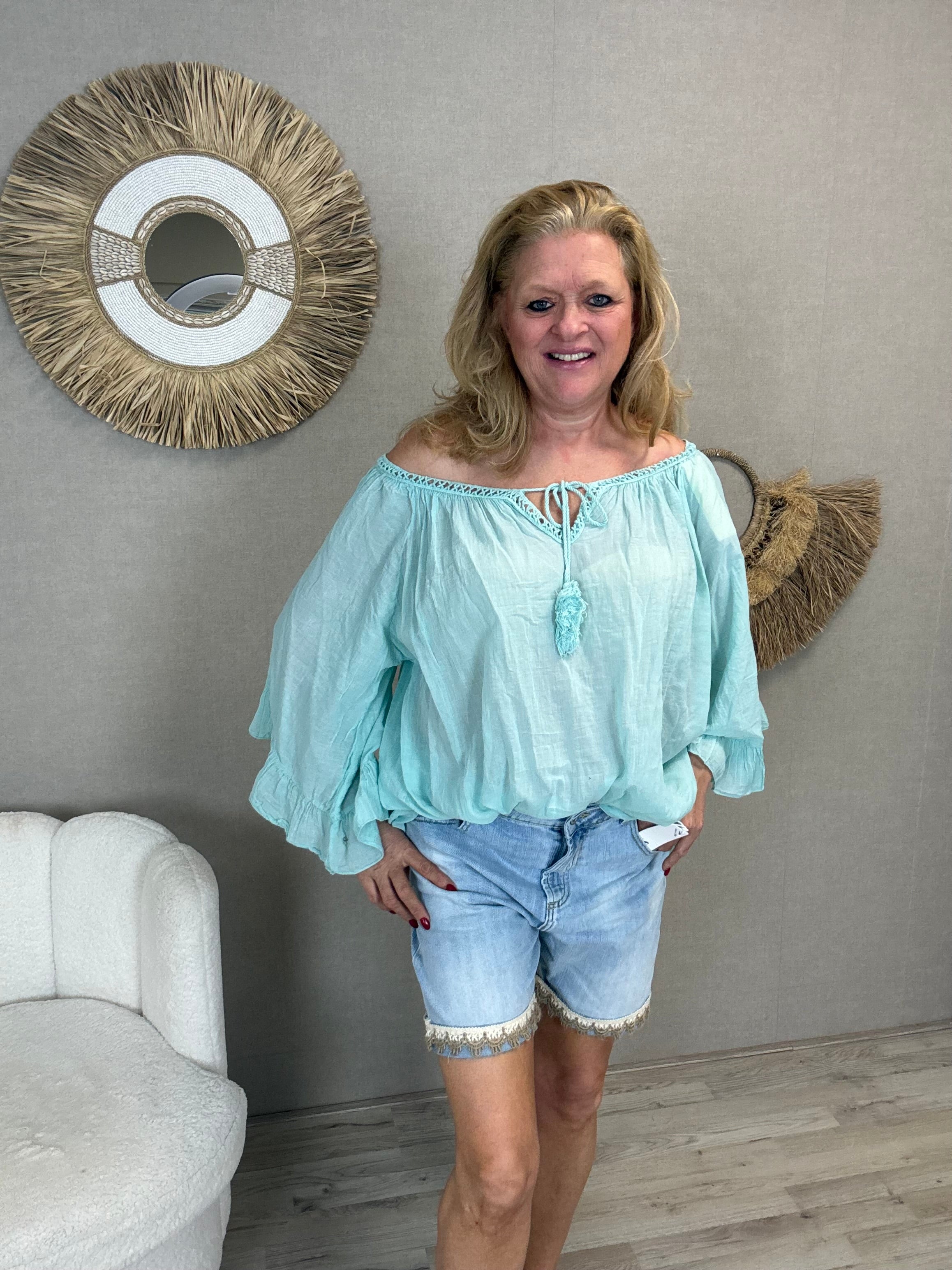 Blouse Kitty met Ruffle mouwtjes