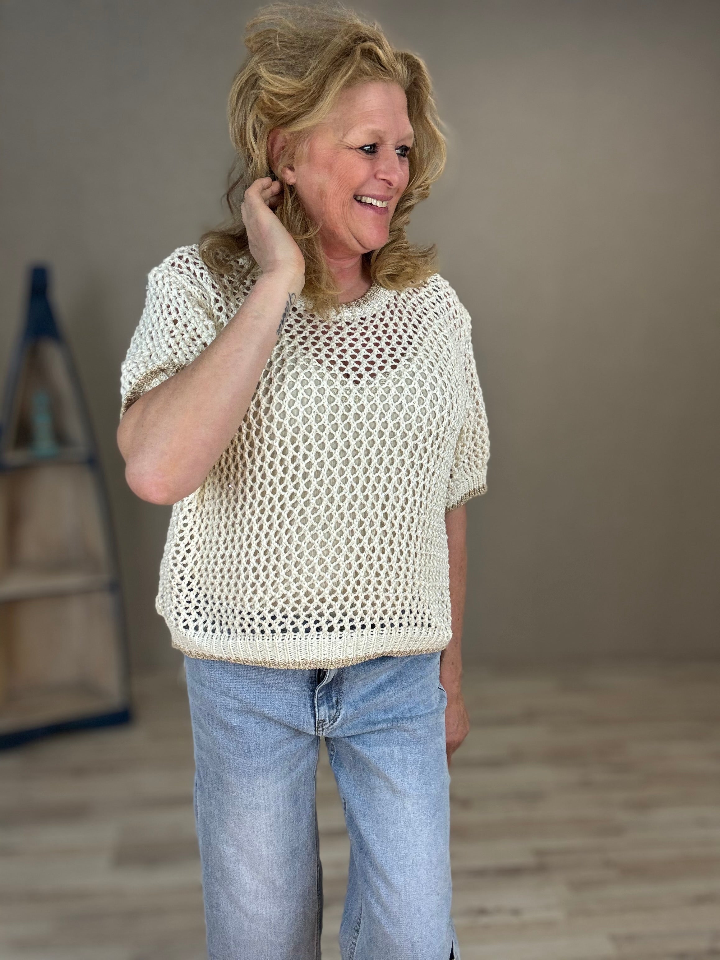 Beige gehaakt shirt met gouden bies van Gemma Ricceri