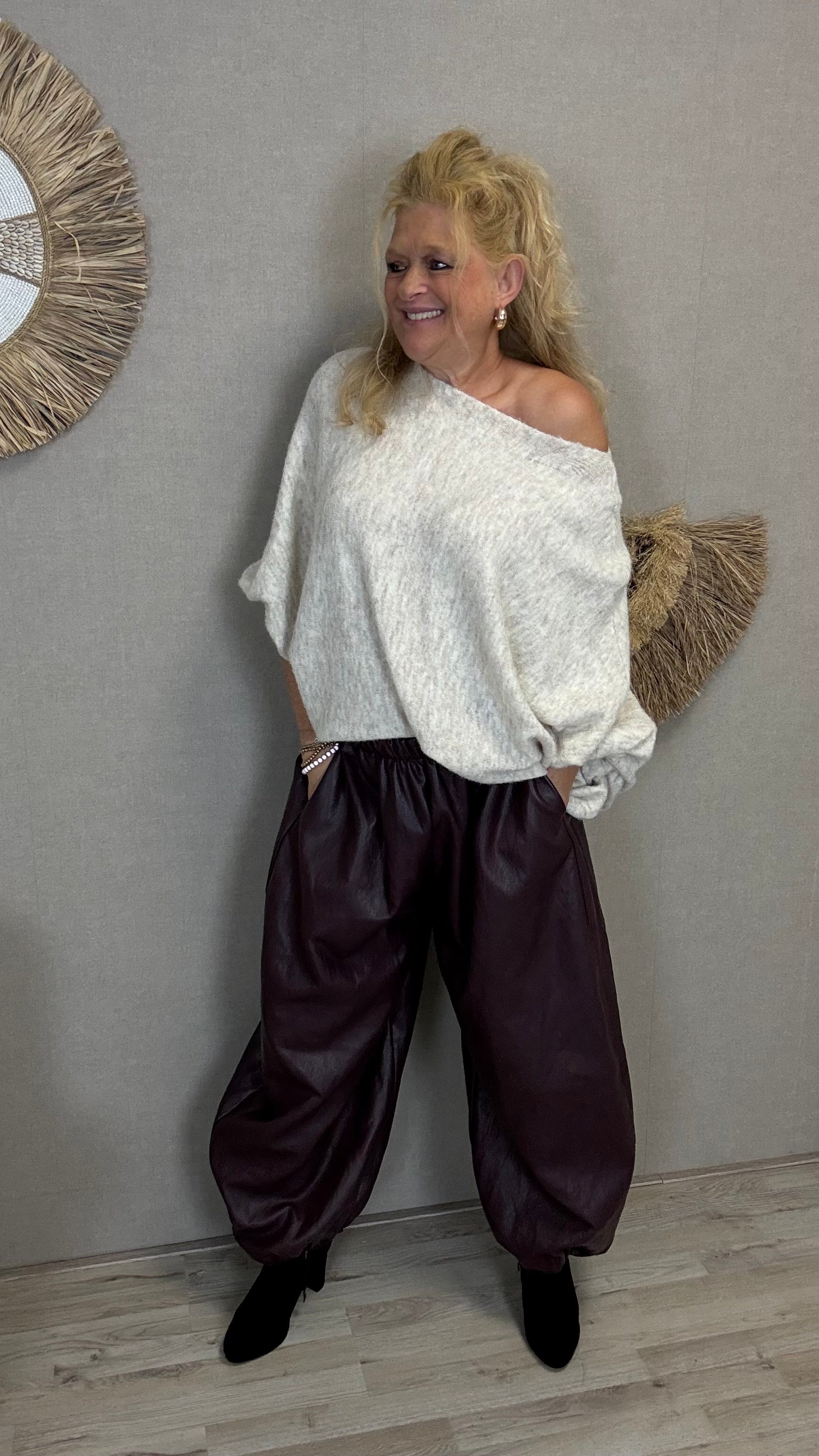 Oversized trui Jessy met ballonmouwen Beige