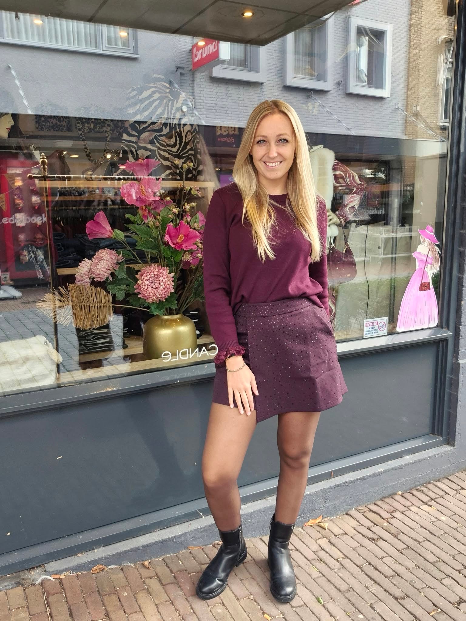 ✨ Strass short – Sharoon Aubergine/ Bordeaux