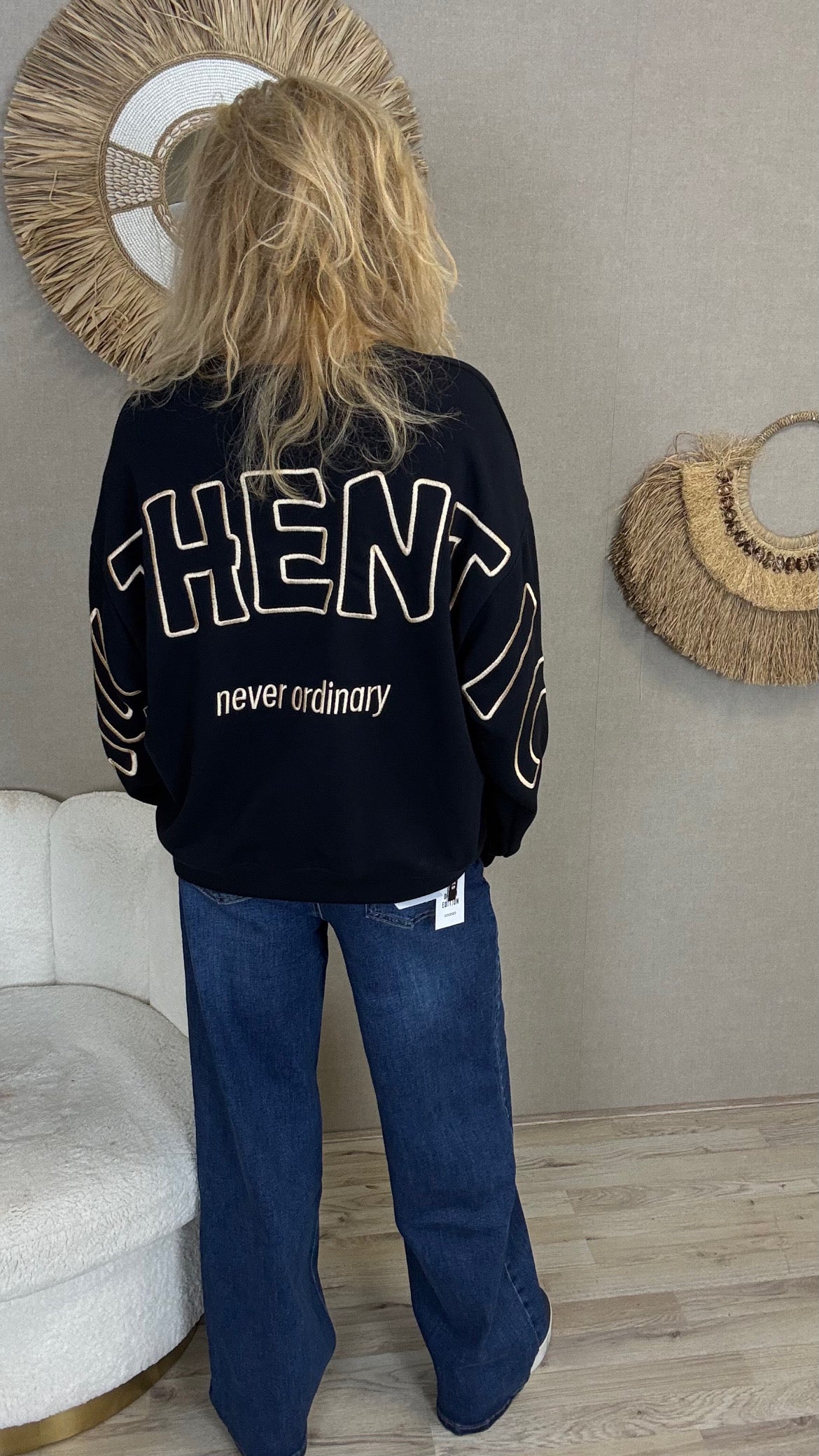Mooij Sweater Never Ordinary Donkerblauw