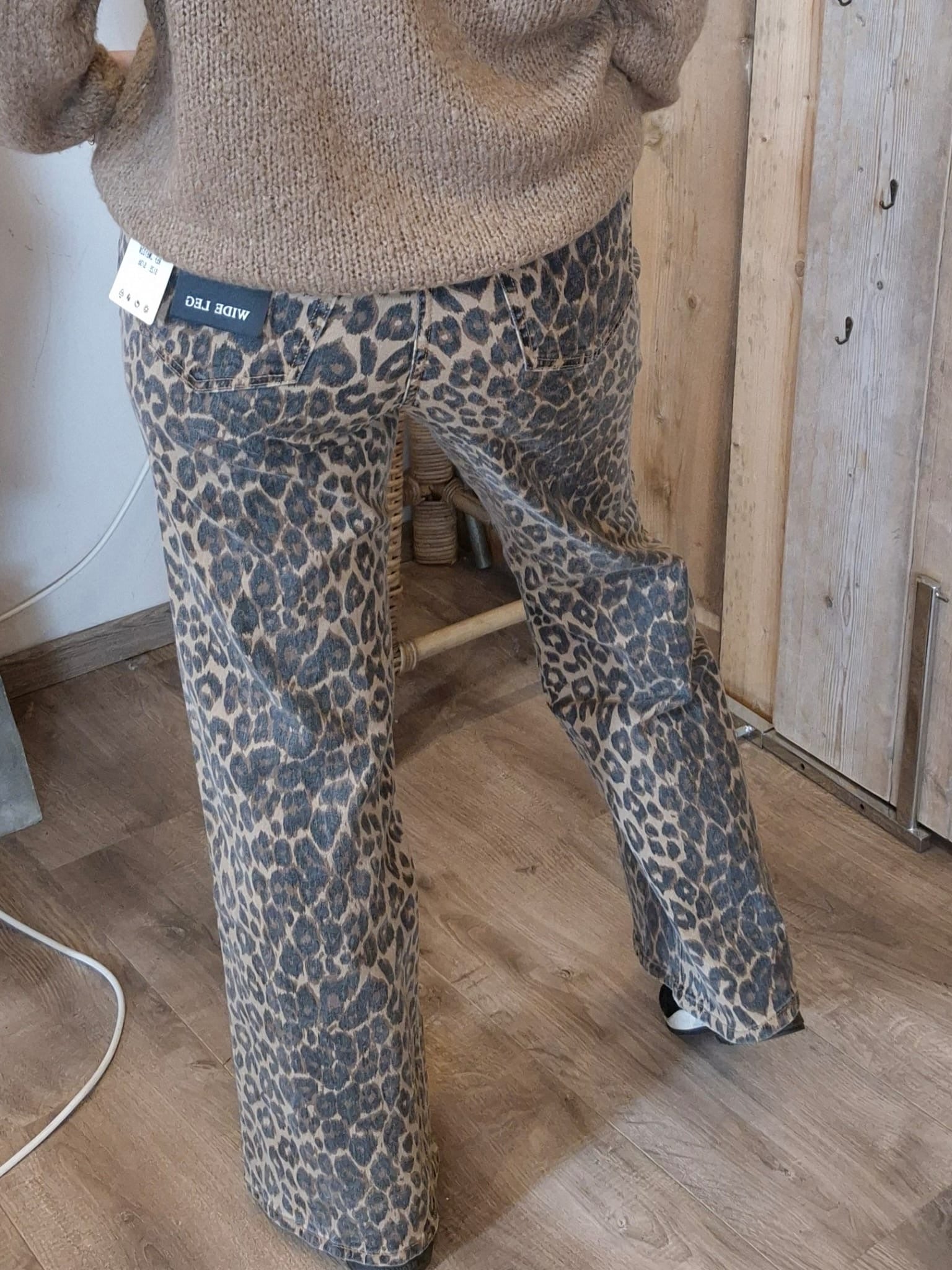 Jewelly Jeans Wide Leg Leopard