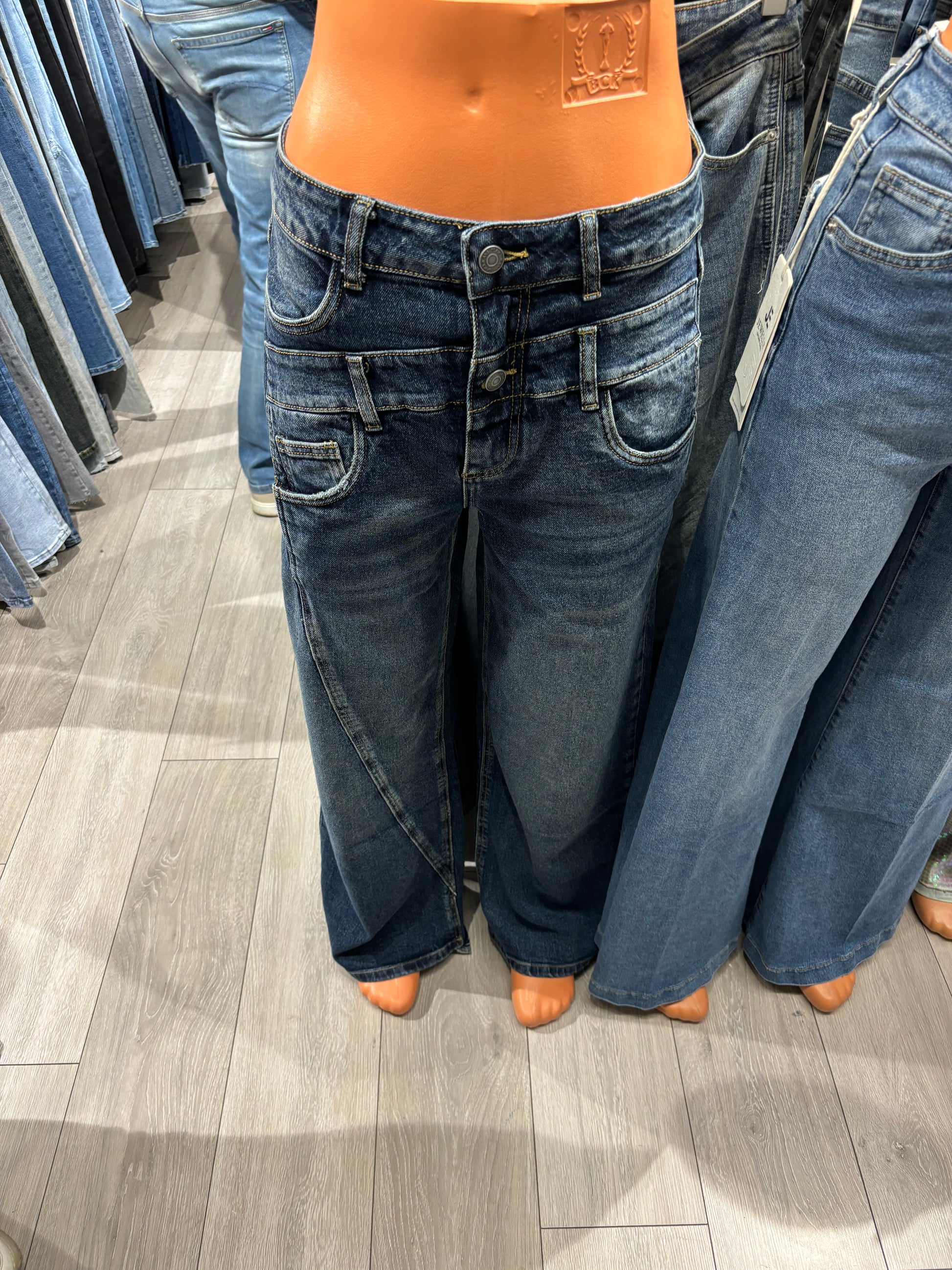 Wijde Jeans toxik met dubbele knoop detail - Nancfashion