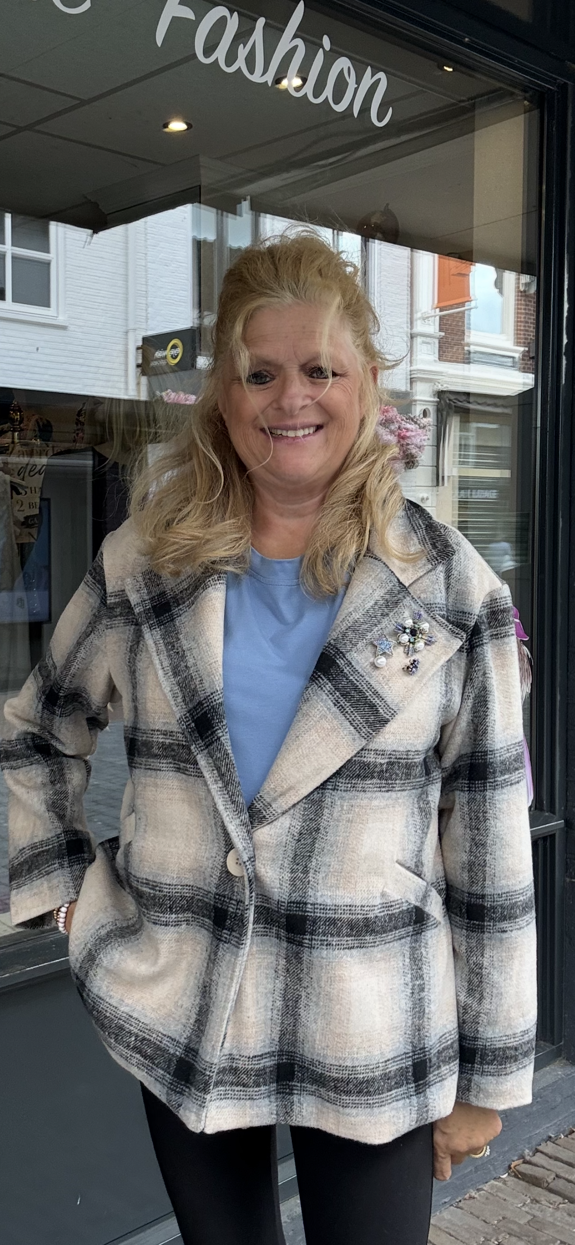 Geruite Blazer met Luxe Broche Blauw