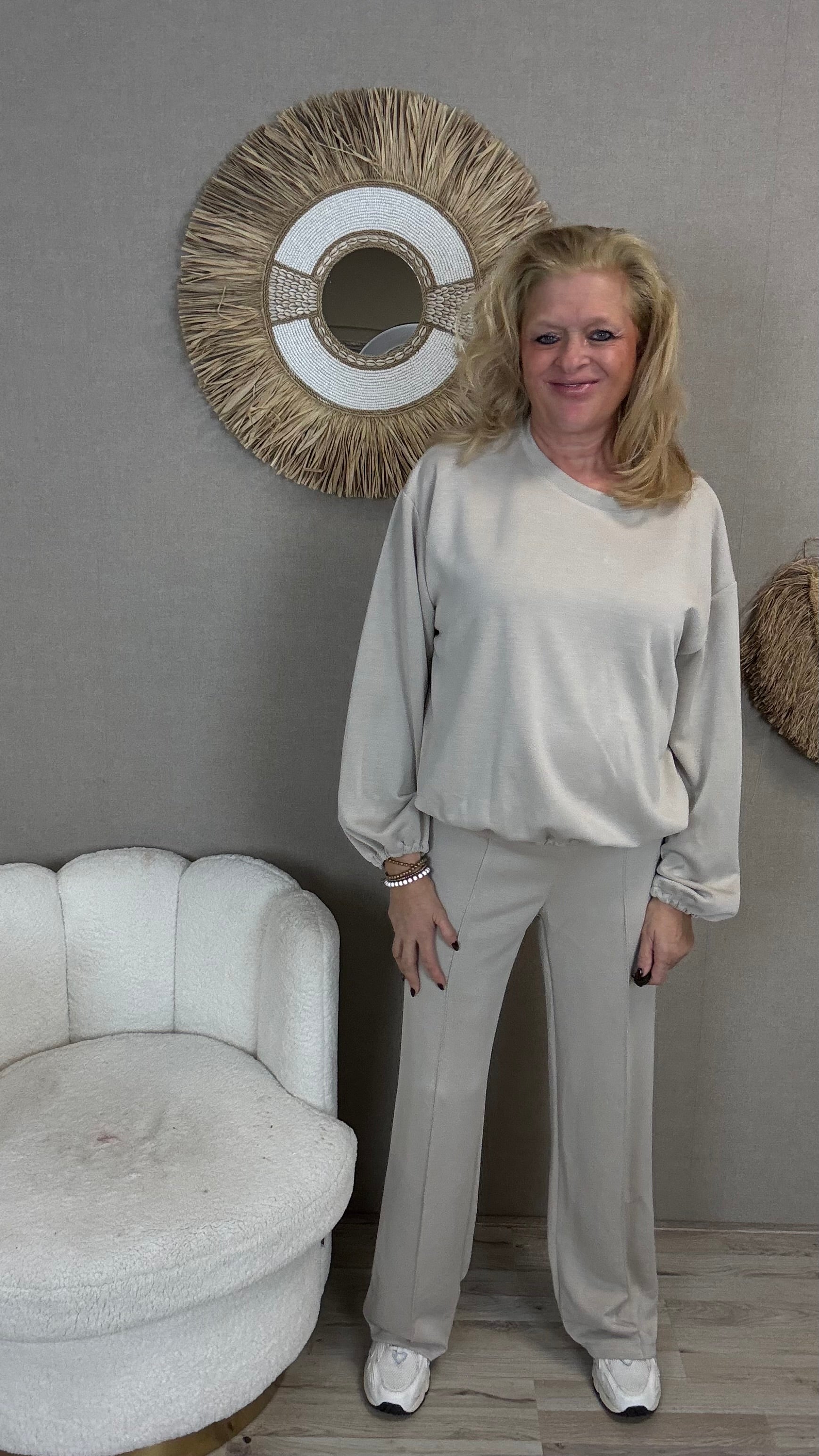 Superstretch Comfy Set Mooij- Beige