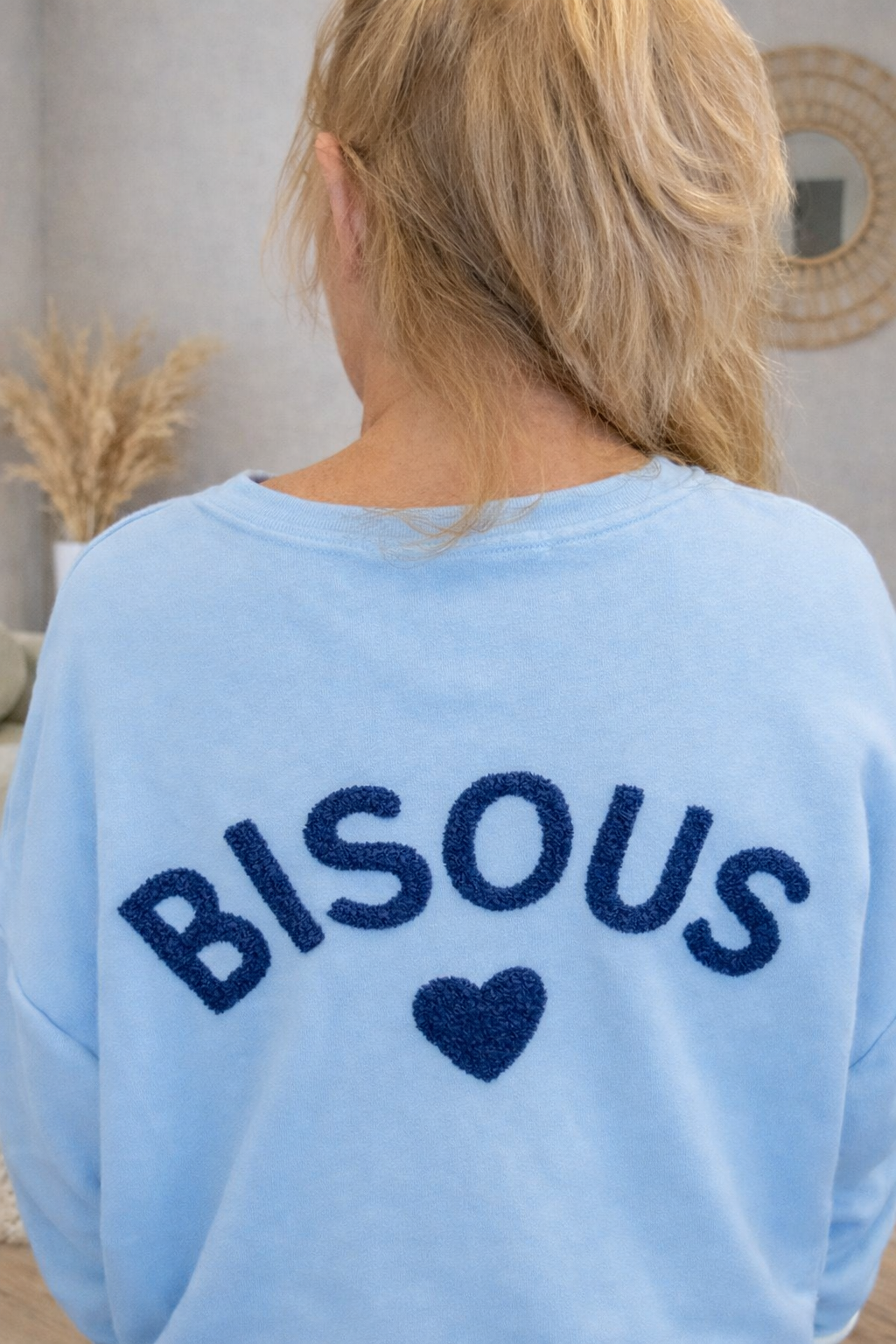 Sweater Bisous Lichtblauw