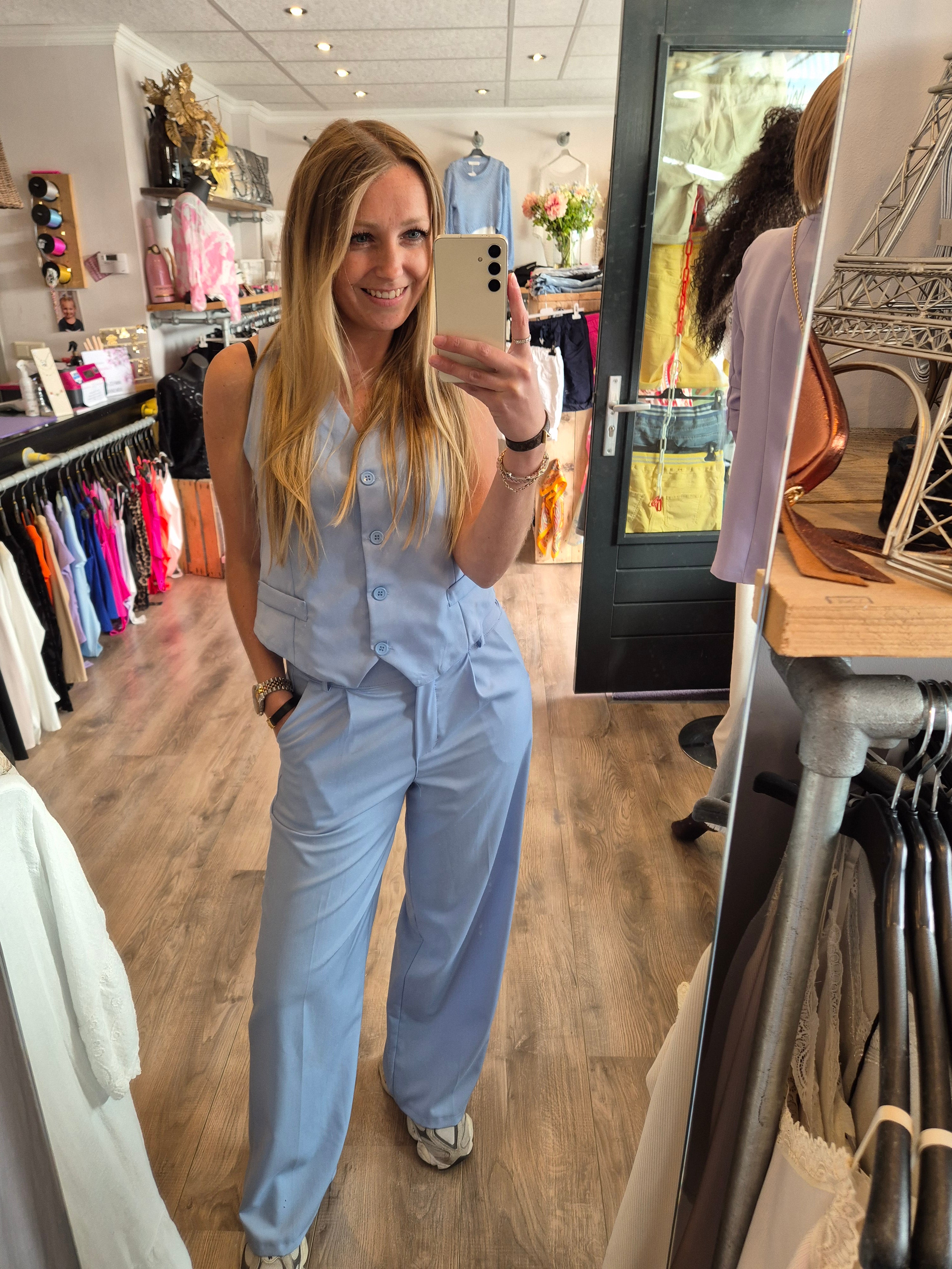 Pantalon wijd licht blauw